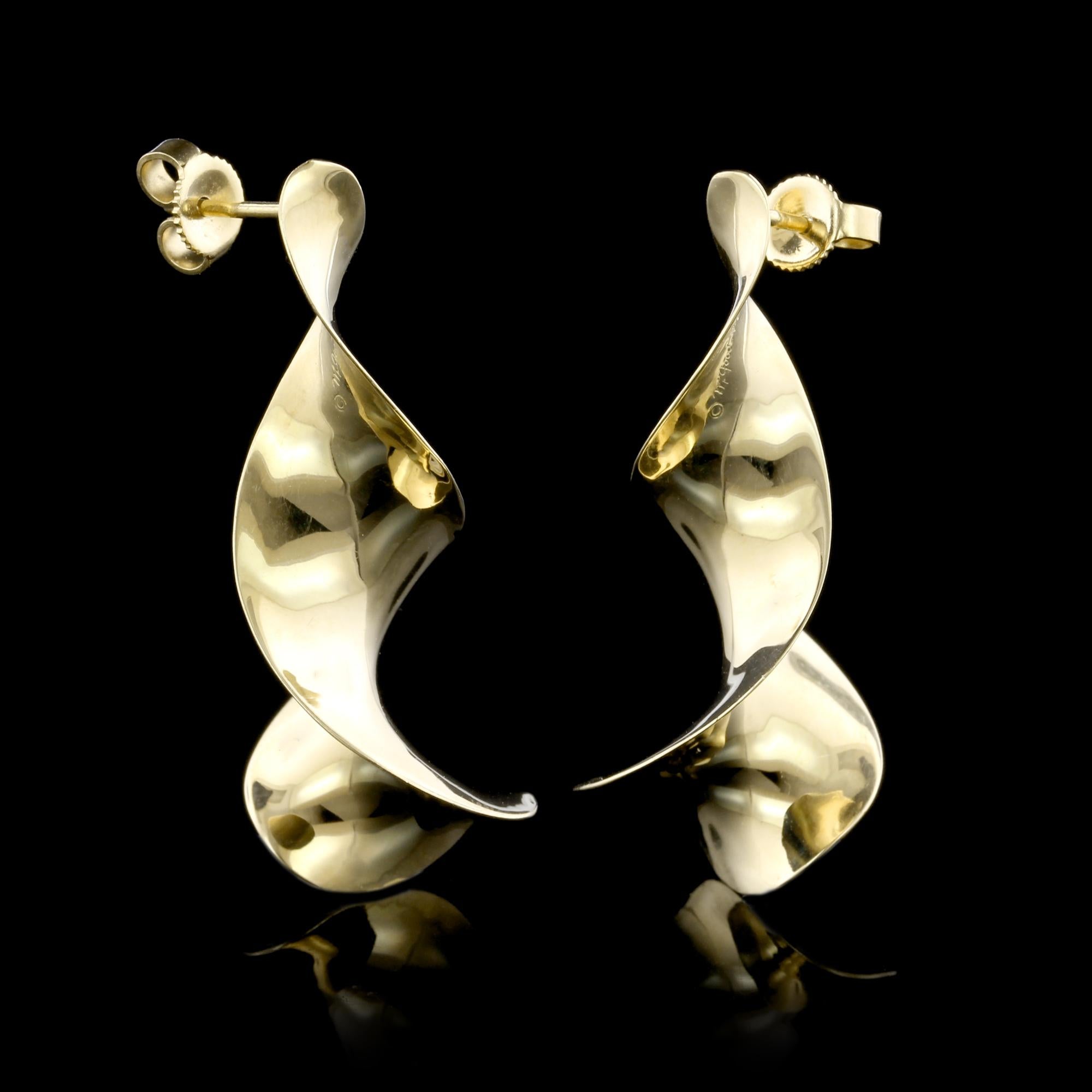 Michael Good 18K Yellow Gold Earrings. The earrings are spiral drops, length 1 1/2