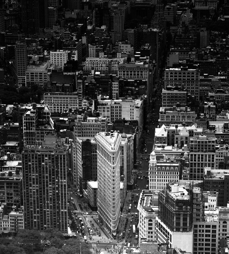 Michael Götze Landscape Photograph - Flat Iron - contemporary black & white New York City landscape photography 