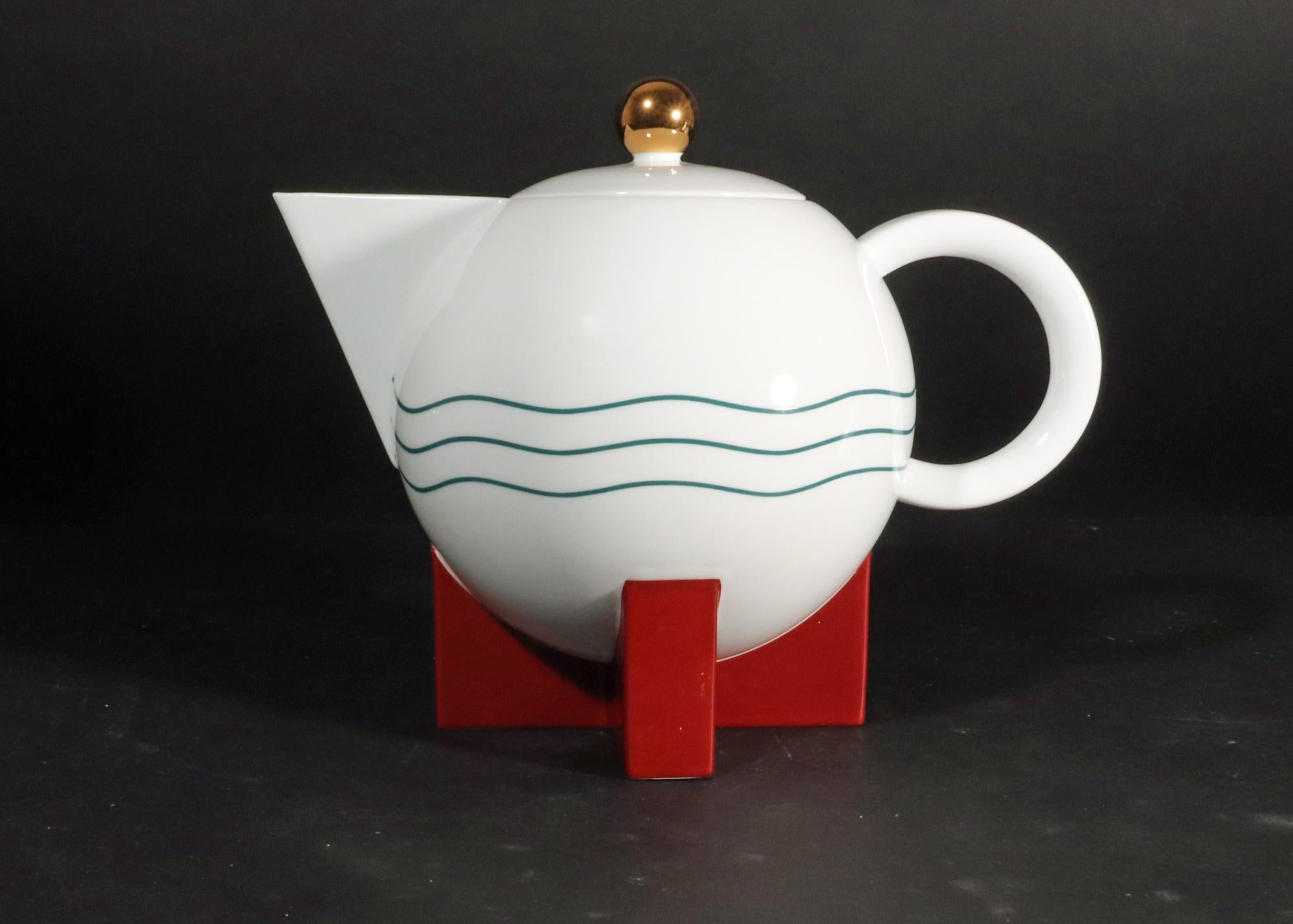 Michael Graves Little Dripper Porcelain Filter Drip Coffeemaker For Sale 8