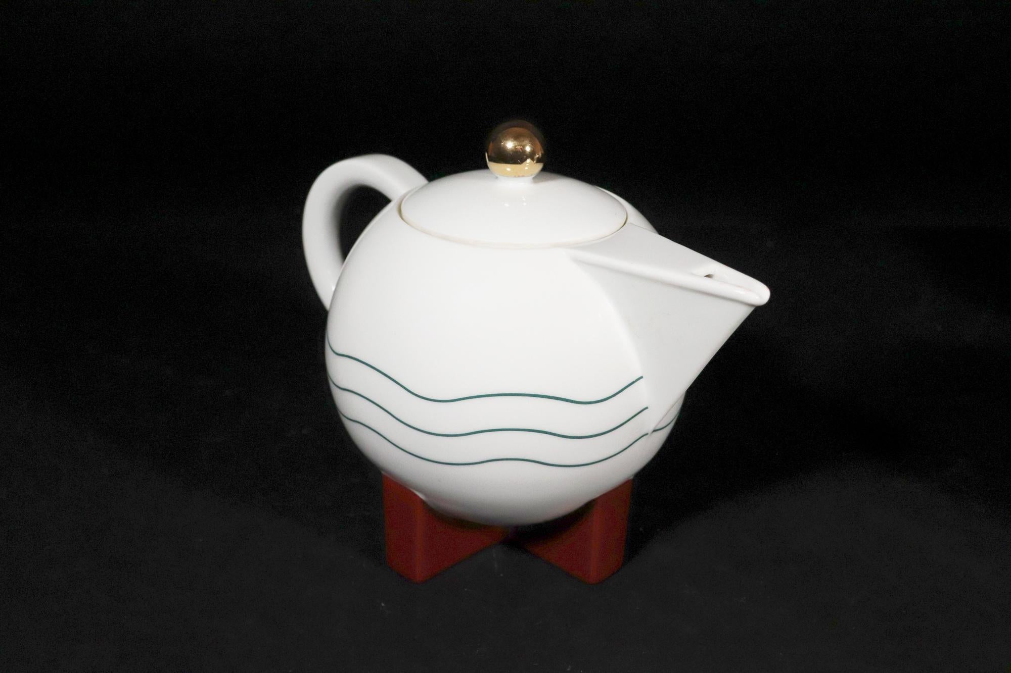 American Michael Graves Little Dripper Porcelain Filter Drip Coffeemaker For Sale