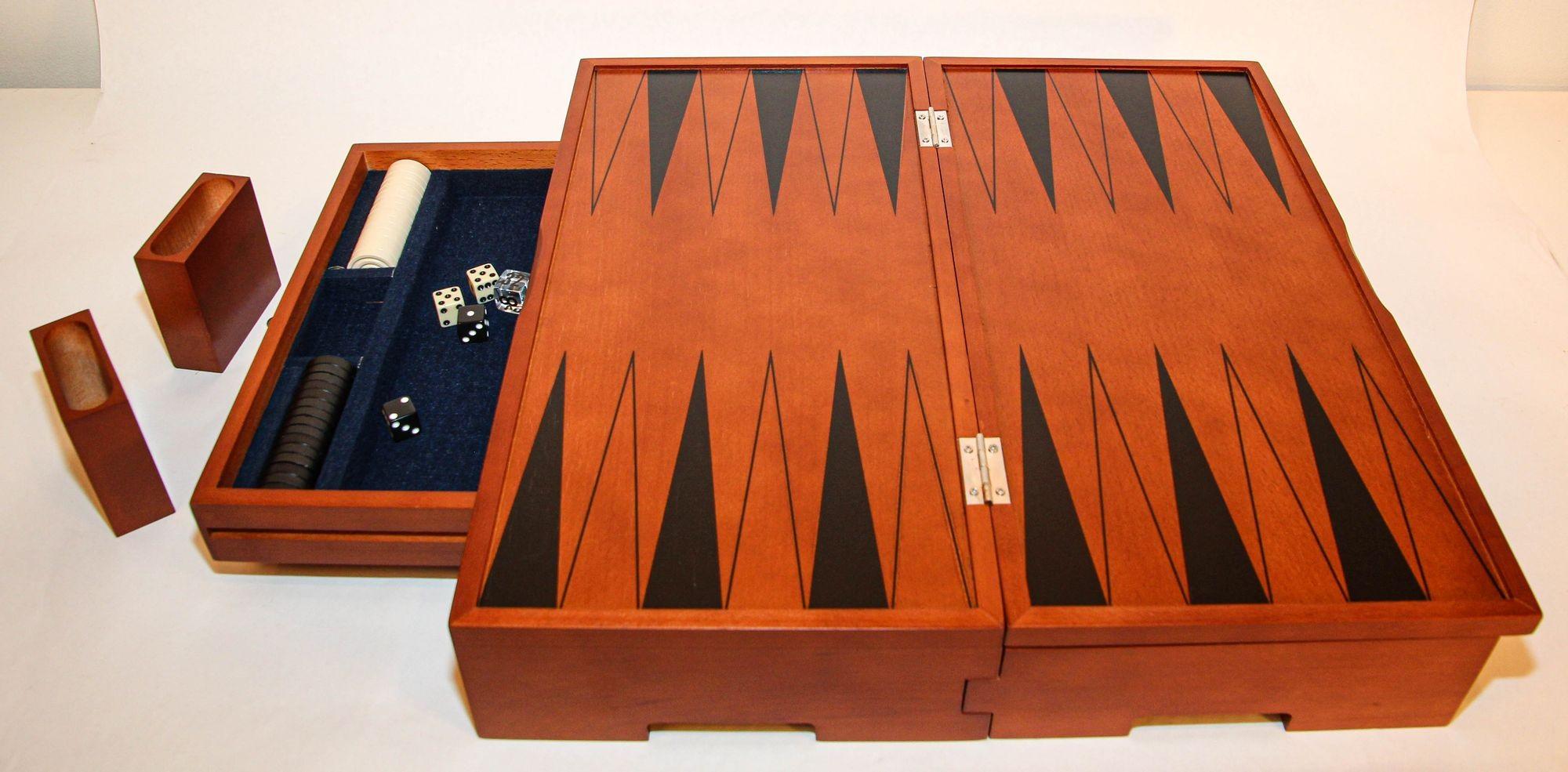 Michael Graves Postmodern Backgammon Set Vintage Game Box In Good Condition In North Hollywood, CA