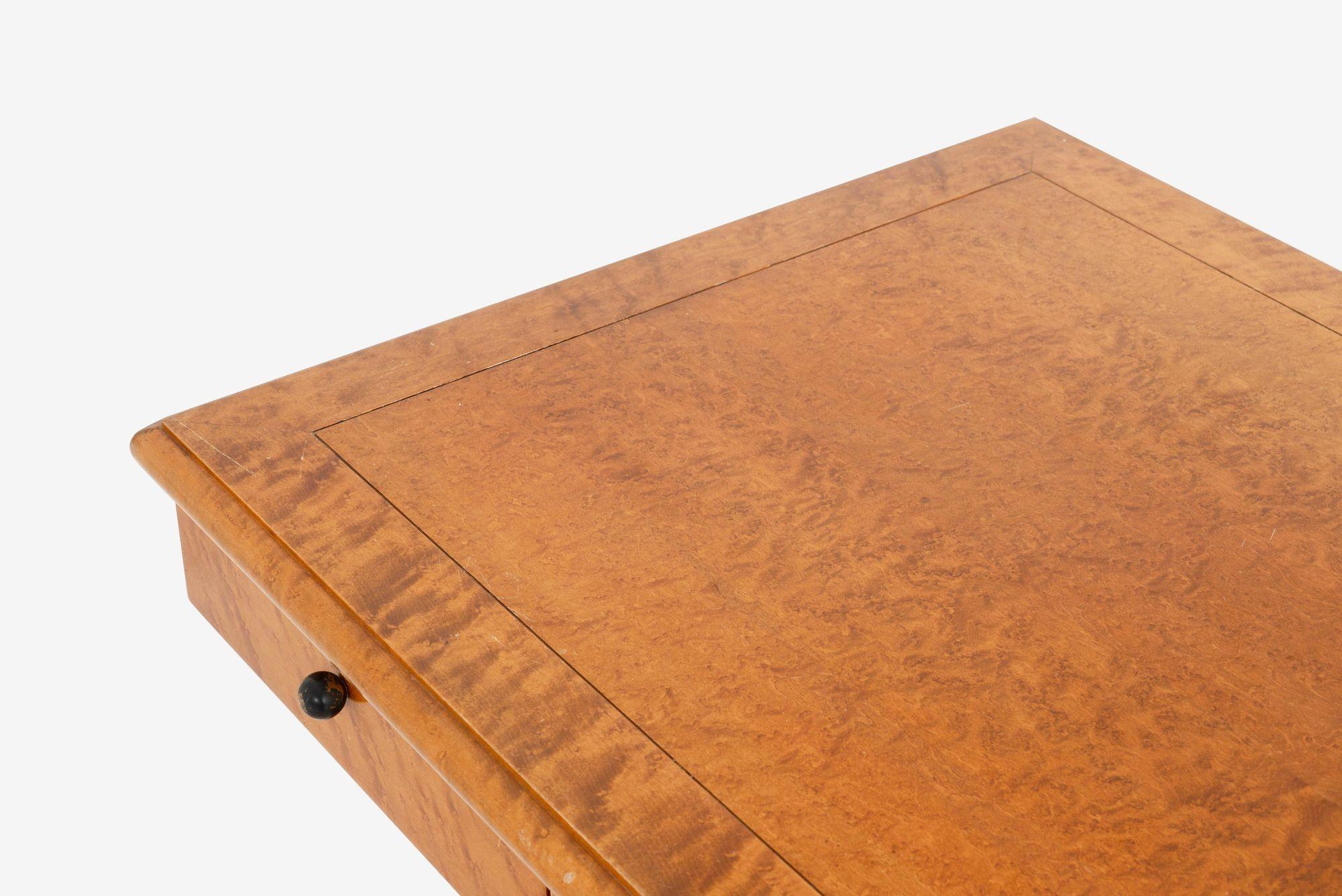 Michael Graves Unique Burl Maple Pedestal Vitrine Desk, 1990c. im Angebot 5