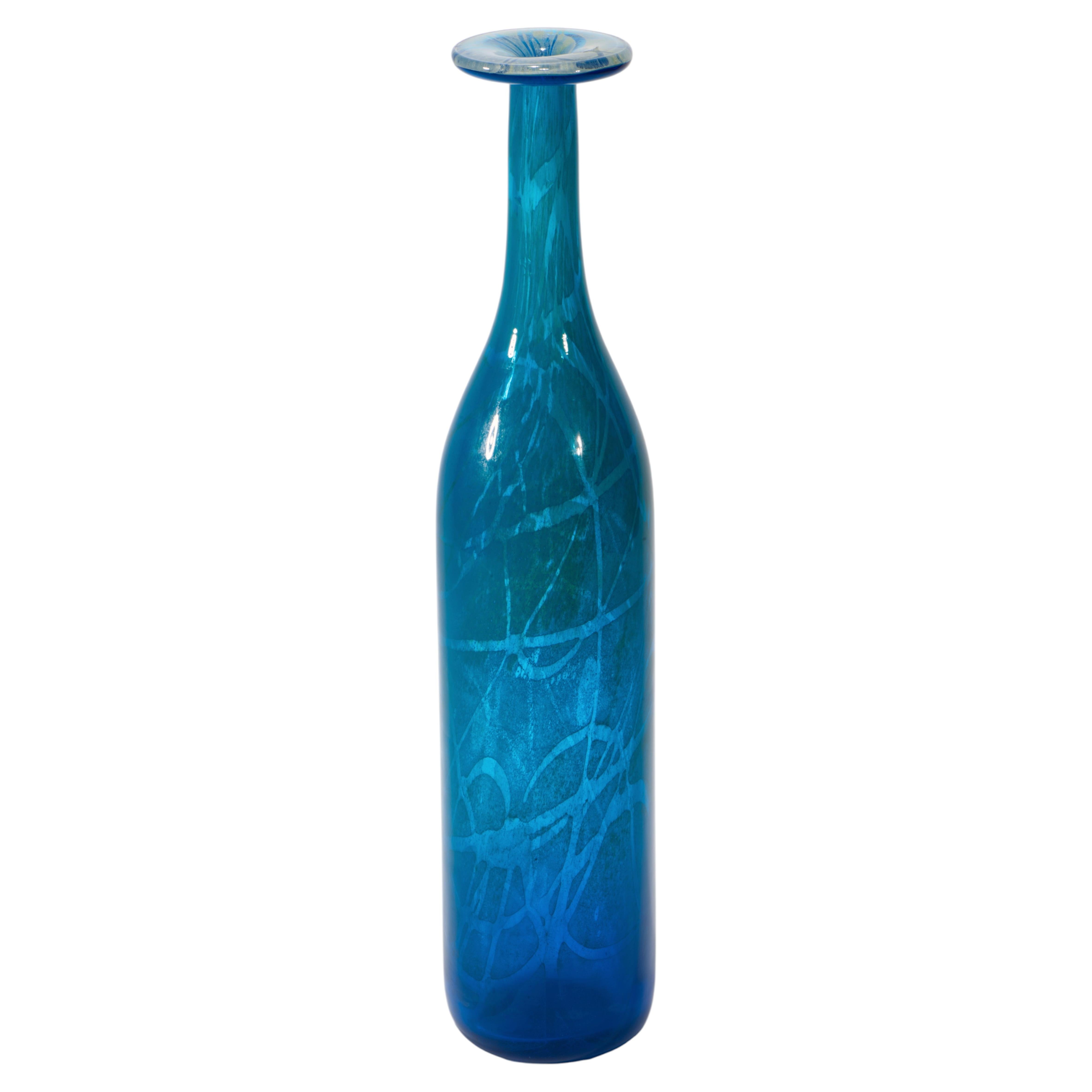 Michael Harris per Mdina Ming Blue & Greene Vaso a forma di bottiglia, anni '70