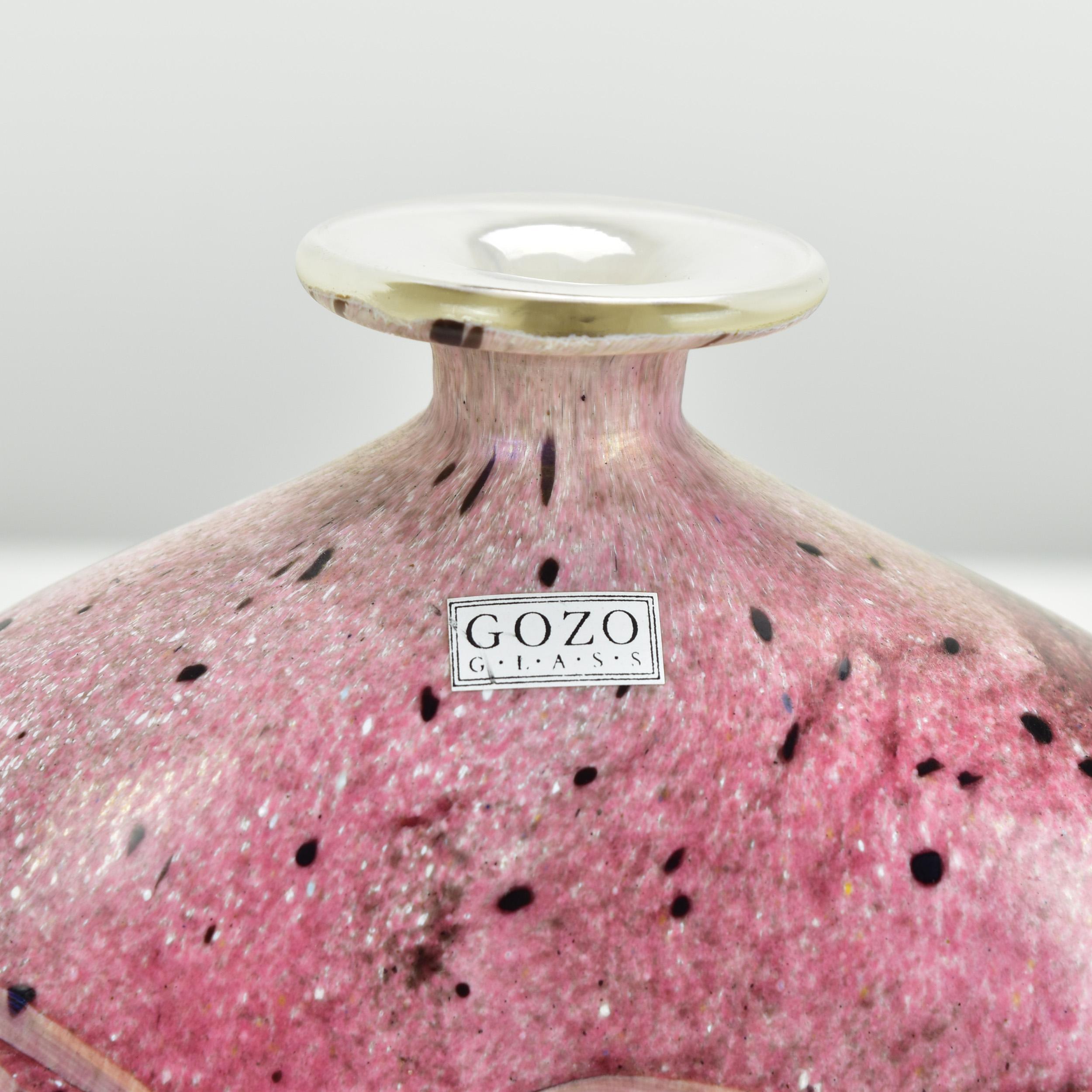 Michael Harris Gozo Malta Art Glass Vase Iridescent Finish Studio Masterpiece In Excellent Condition In Bad Säckingen, DE