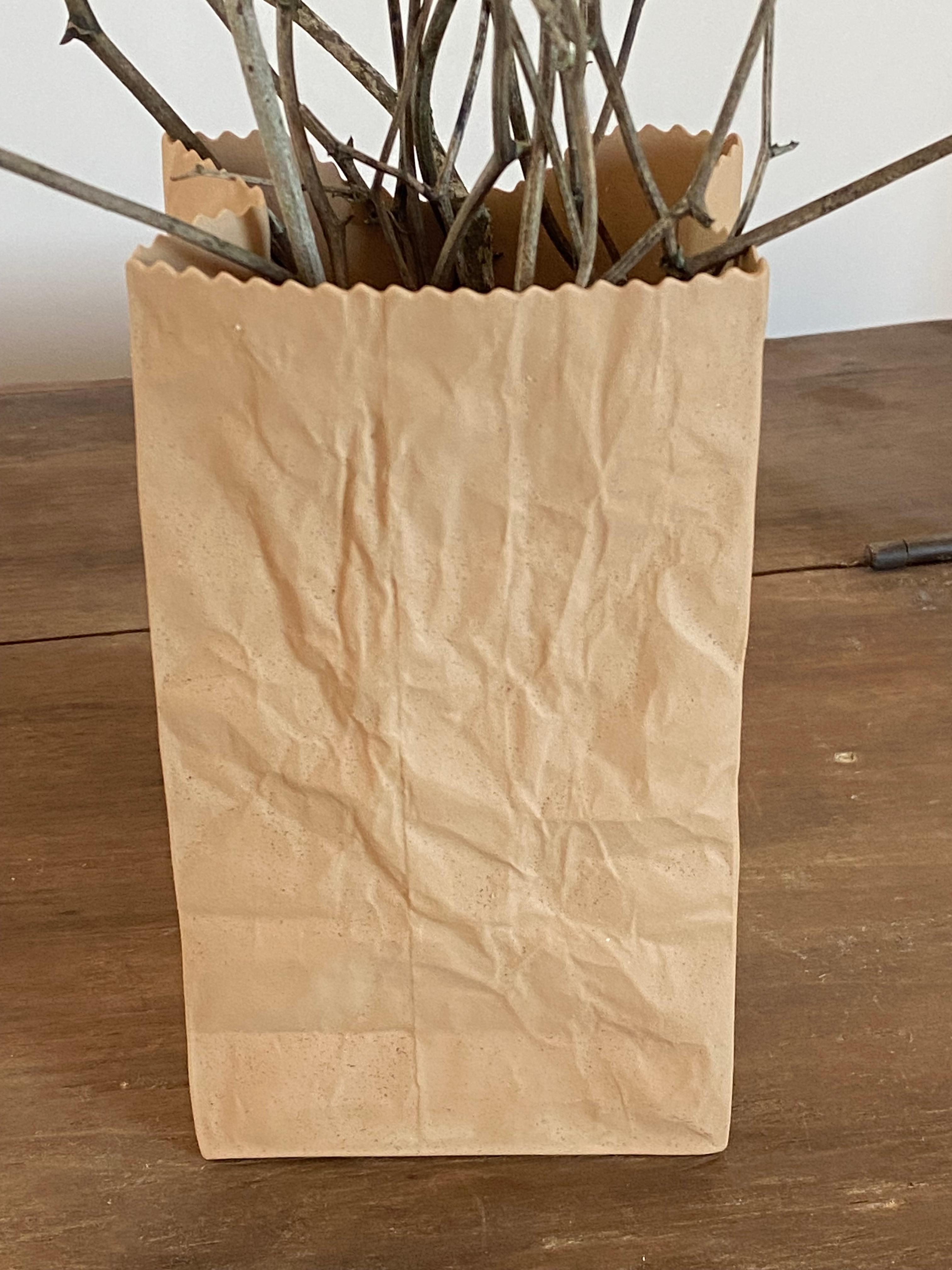 Michael Harvey Ceramic Brown Paper Bag Pop Art Sculpture, 1970s (Canada) im Angebot 9