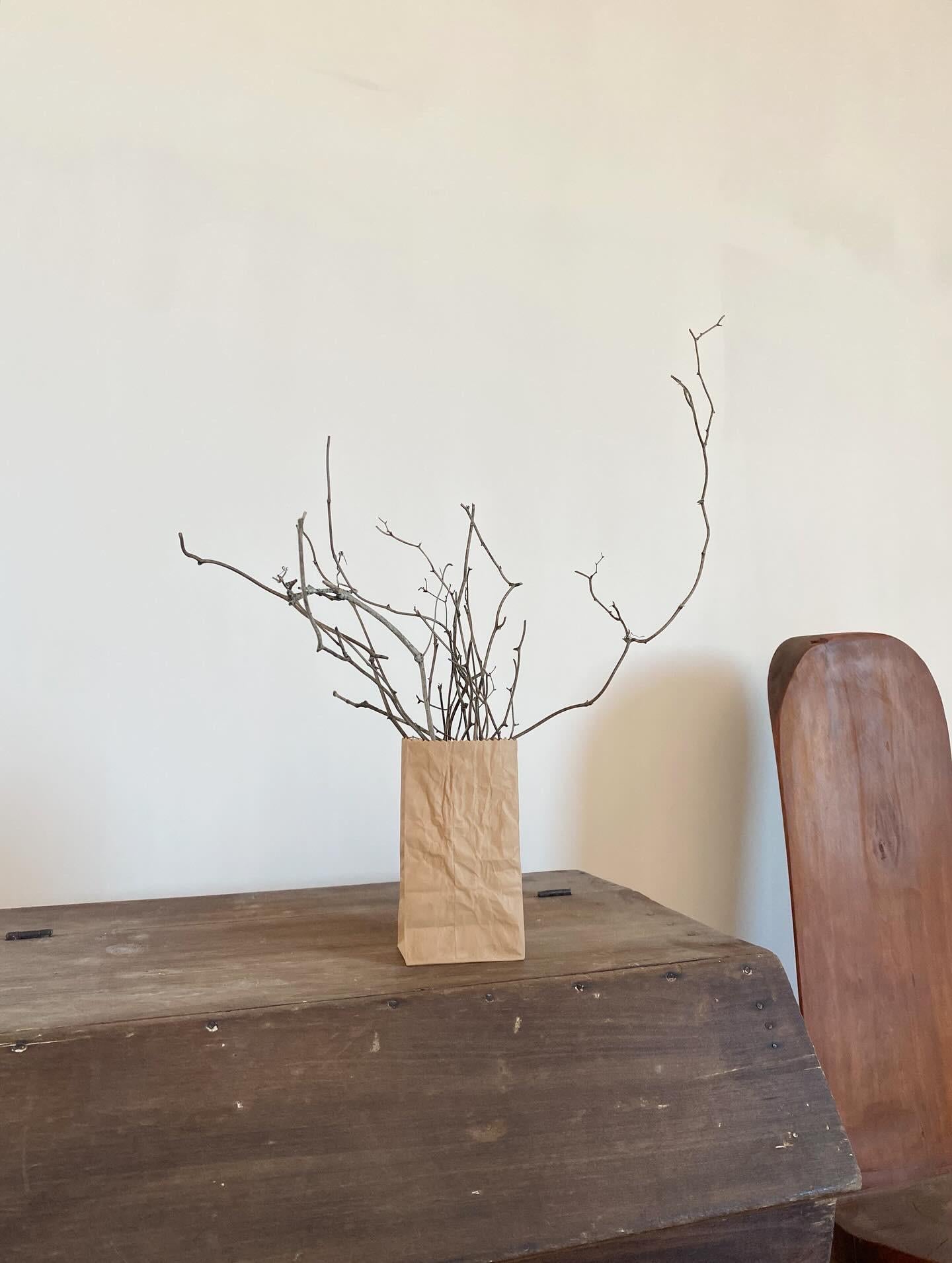 Michael Harvey Ceramic Brown Paper Bag Pop Art Sculpture, 1970s (Canada) (Minimalistisch) im Angebot