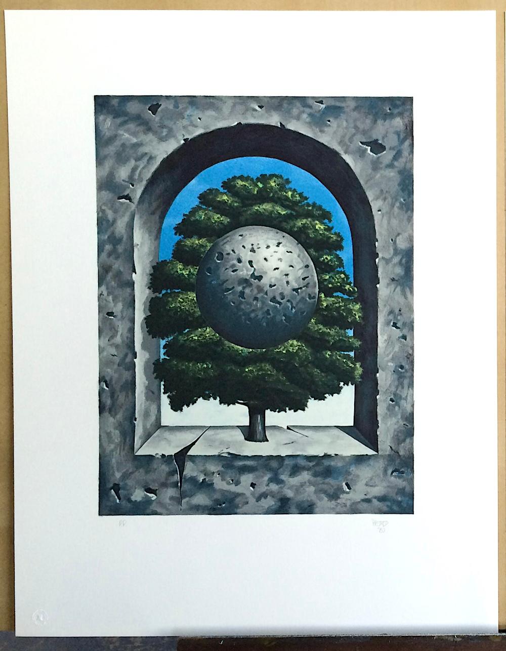 UN PUNTO D'ONORE Litografia disegnata a mano, albero surrealista, cielo blu, arco di cemento in vendita 3
