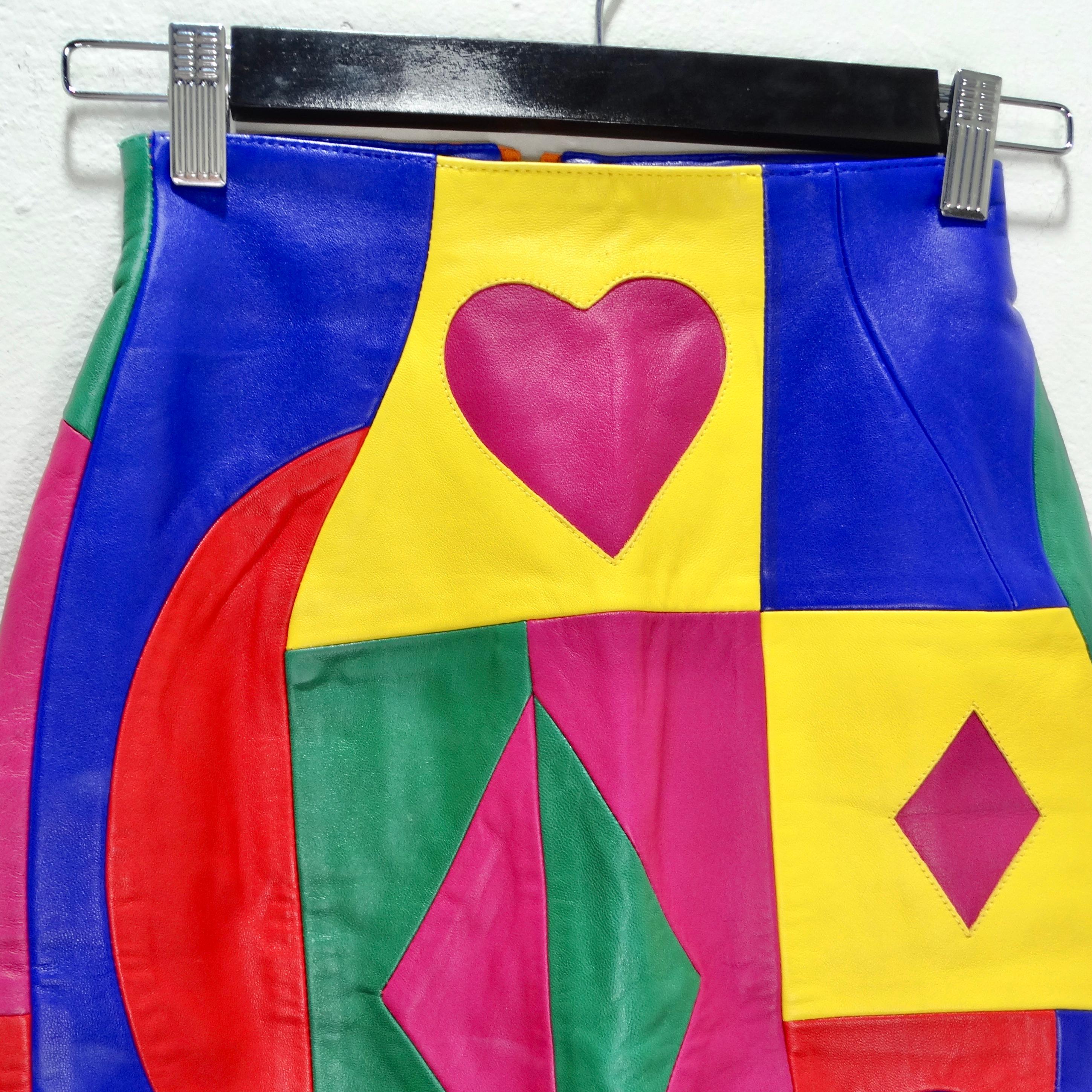 Der Michael Hoban Multicolor Leather Pencil Skirt aus den 1980er Jahren ist ein echtes Vintage-Schmuckstück, das mit seiner lebhaften Persönlichkeit und seinem markanten Design die Zeit überdauert. Mit einem Kaleidoskop aus mehrfarbigen