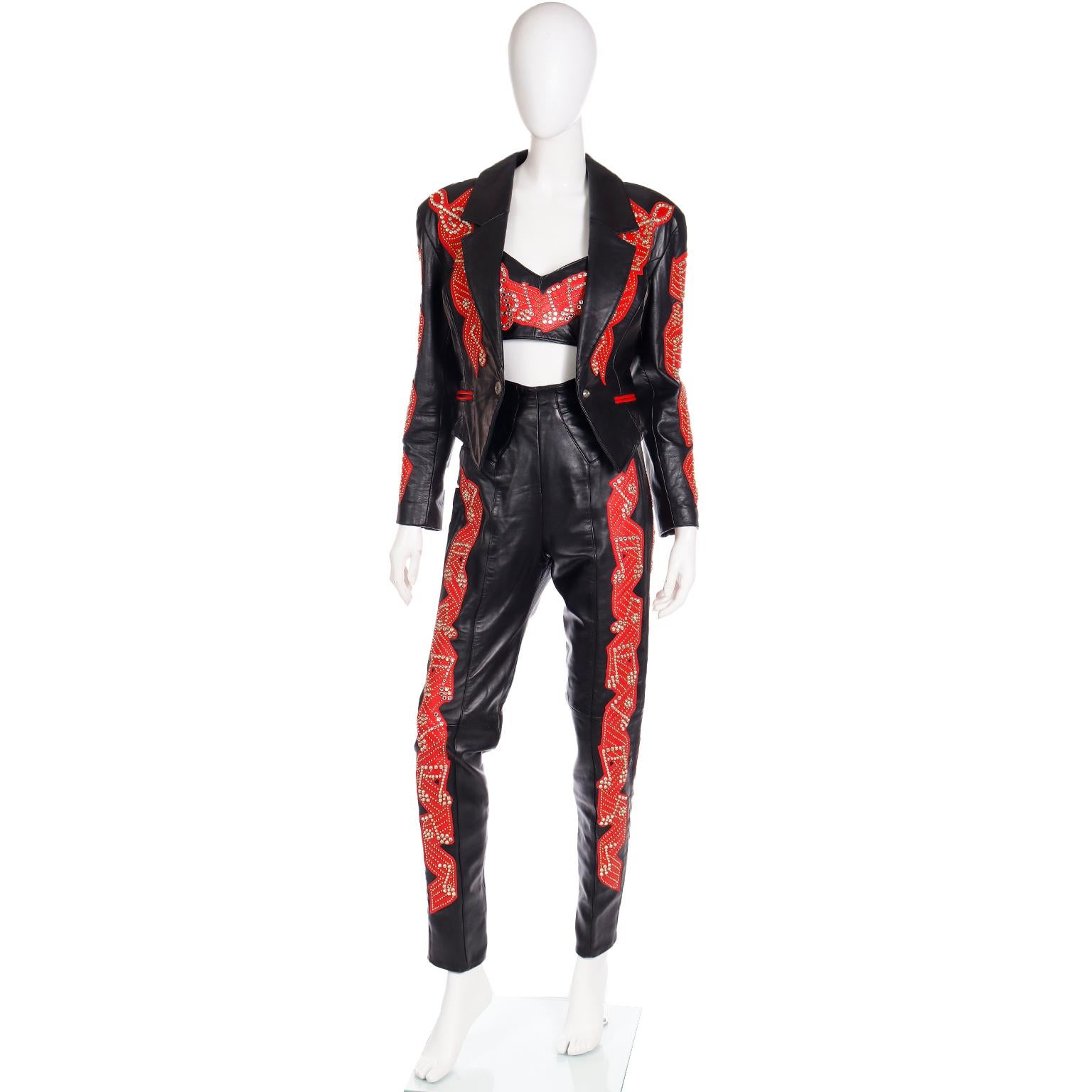 Michael Hoban North Beach - Veste bustier et pantalon en cuir noir et rouge avec notes de musique  en vente 5