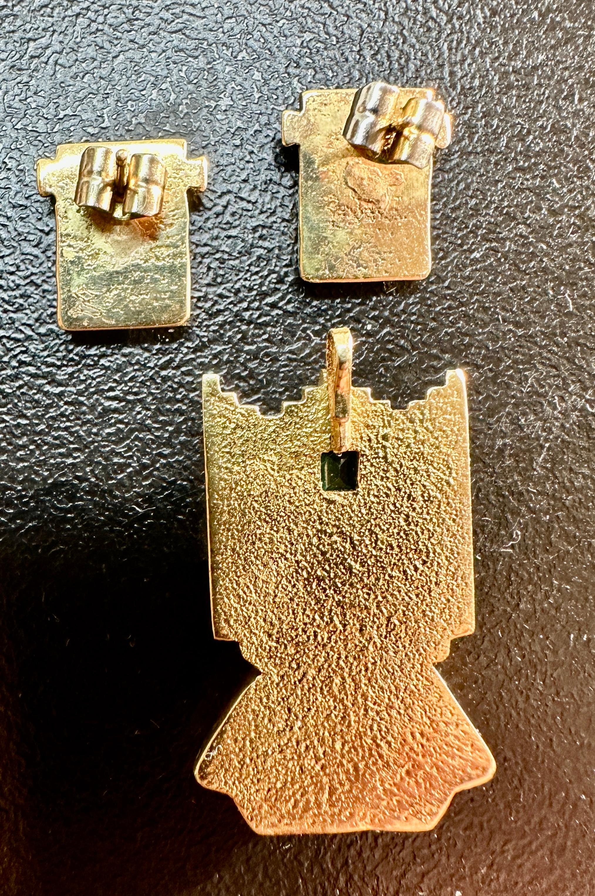 Michael Horse Emerald Diamond Kachina 14 Karat Gold Pendant And Earrings Katsina For Sale 2