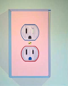 "PLUGS" Pintura contemporánea de interiores hiperrealista en tonos pastel sobre bodegones