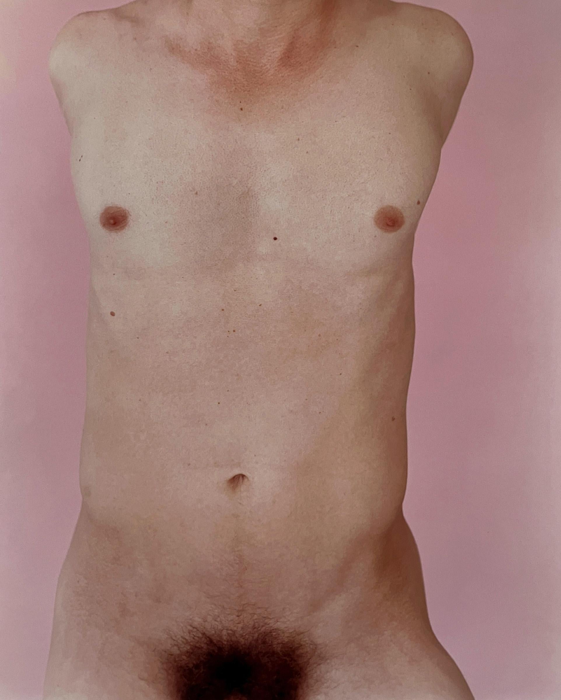 kouros Blassrosa, Torso Rosa, Kouros Rücken. Triptychon. Gerahmt (Beige), Figurative Photograph, von Michael James O’Brien