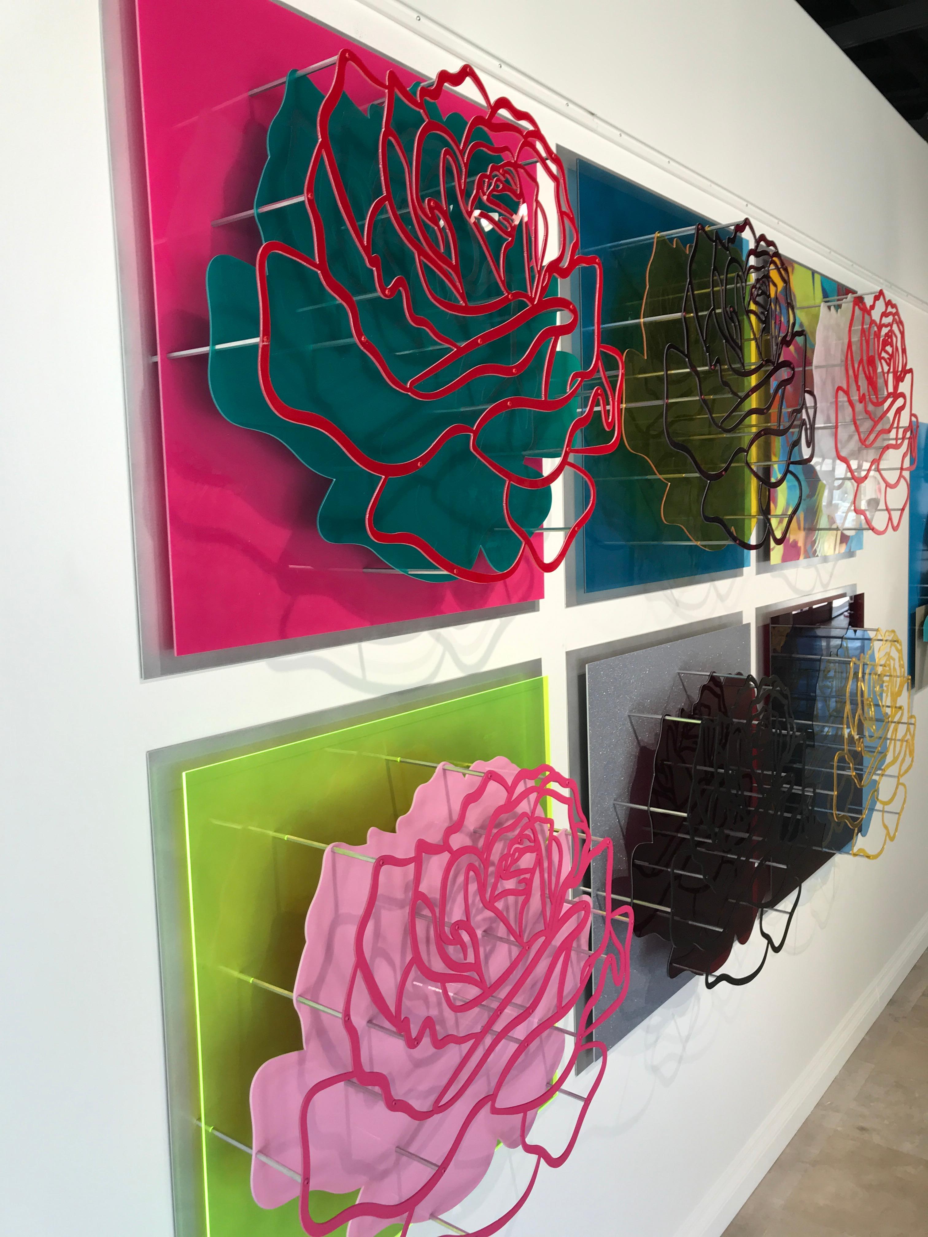 Sechs Rosen – Wandskulptur  – Painting von Michael Kalish