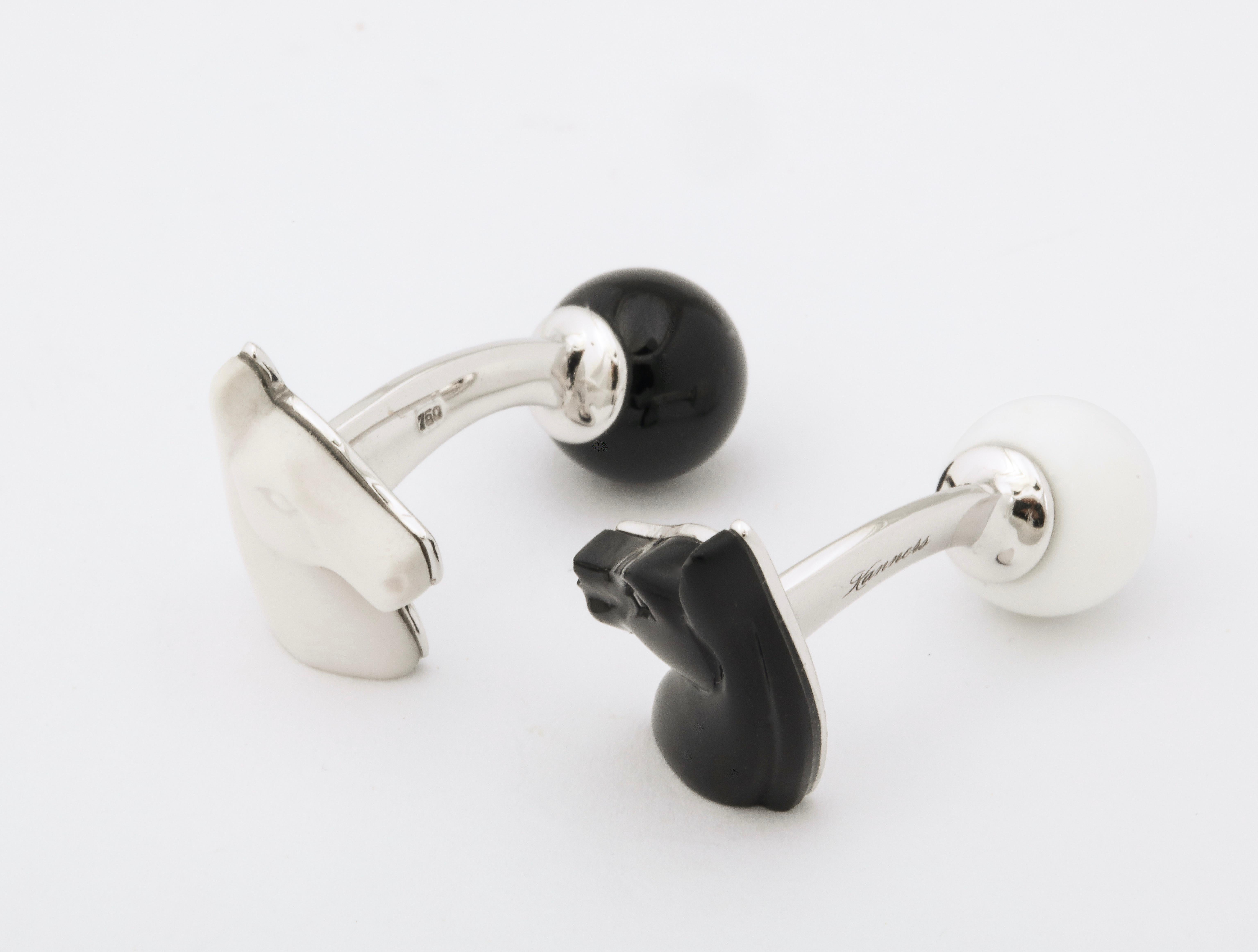 Michael Kanners Black and White Horse Cufflinks In New Condition For Sale In Bal Harbour, FL