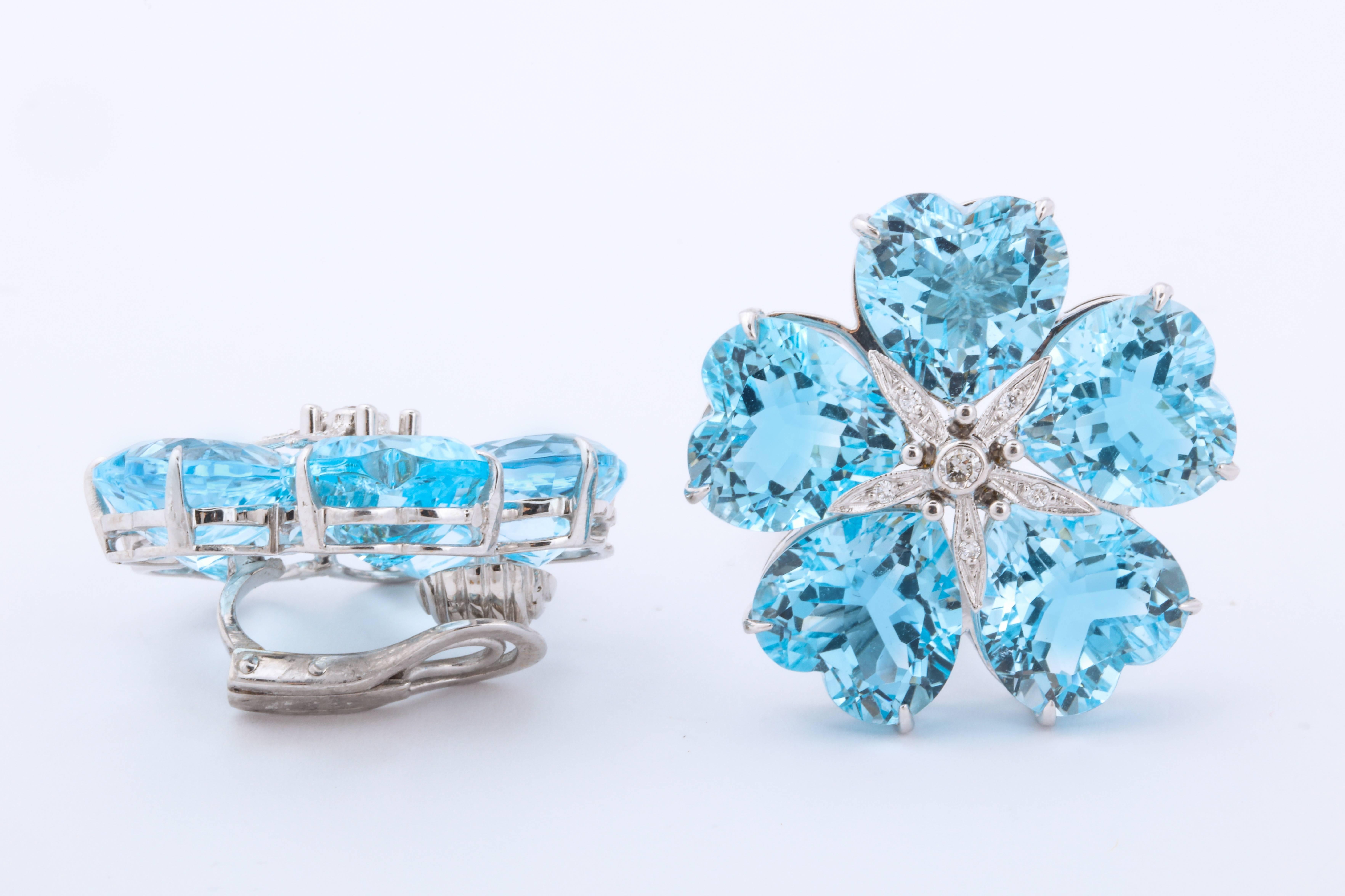 Michael Kanners Bright Blue Topaz Diamond Gold Flower Earclips In New Condition In Bal Harbour, FL