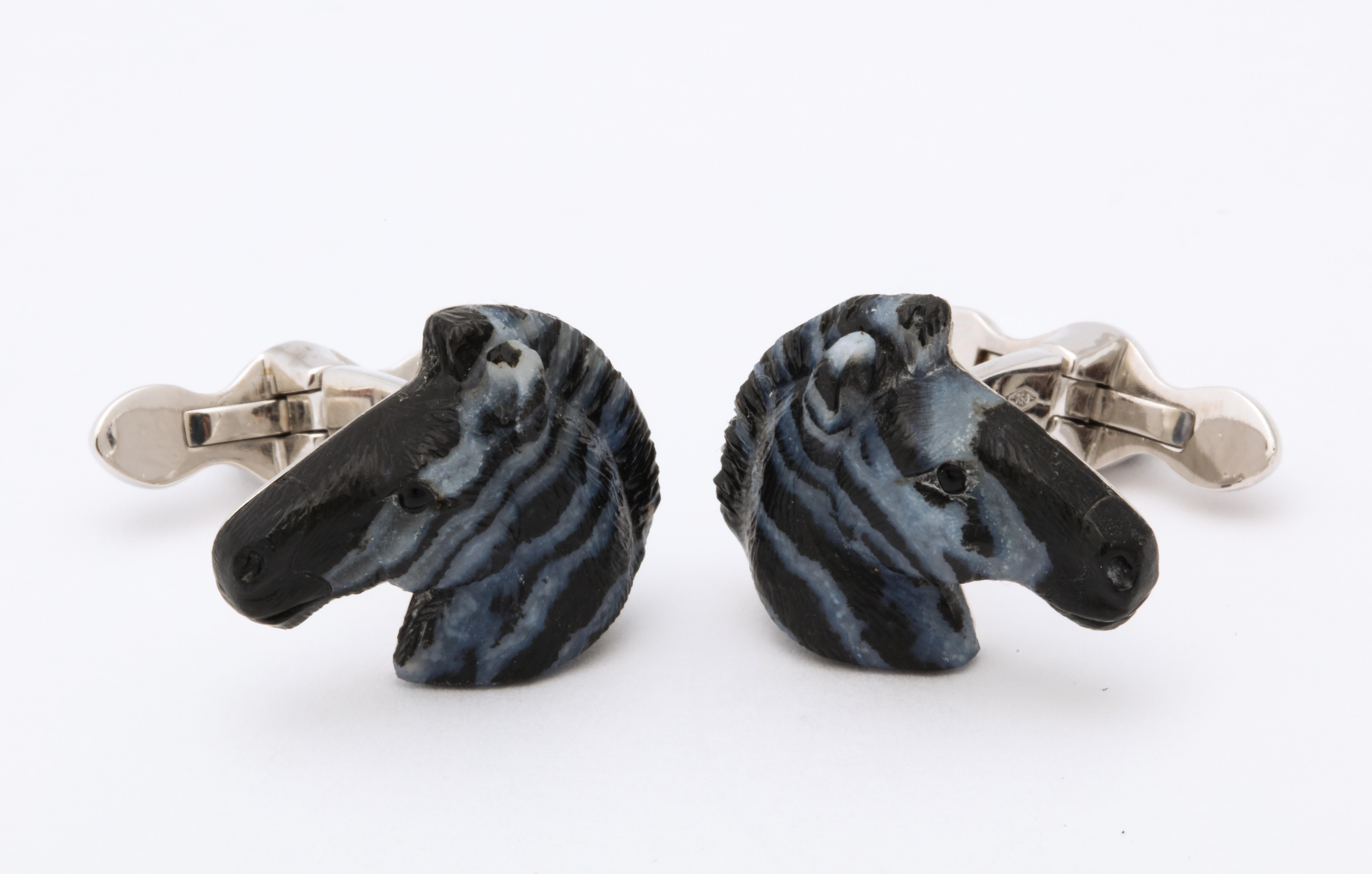 Just as nature made the beautifully striped zebra, we also have the wonderful gemstone known as zebra jasper.  As you would expect, the stone is known for the natural black and white striped pattern which, in the hands of an expert carver, has been