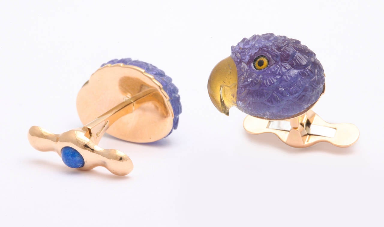 Michael Kanners Tanzanite and Tourmaline Parrot Cufflinks In New Condition In Bal Harbour, FL