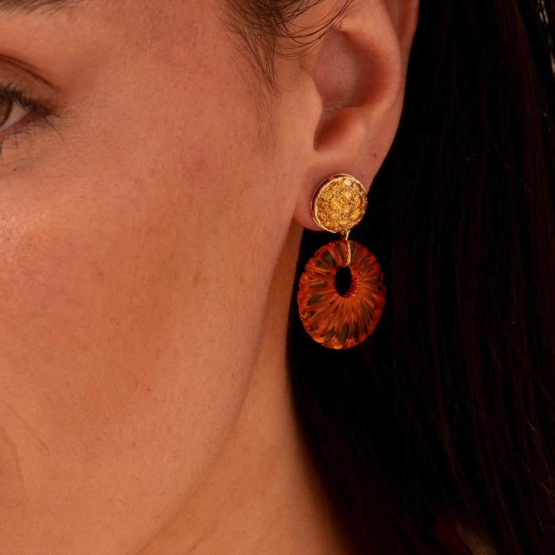 Michael Kanners Yellow Diamond and Amber Drop Earrings en vente 1