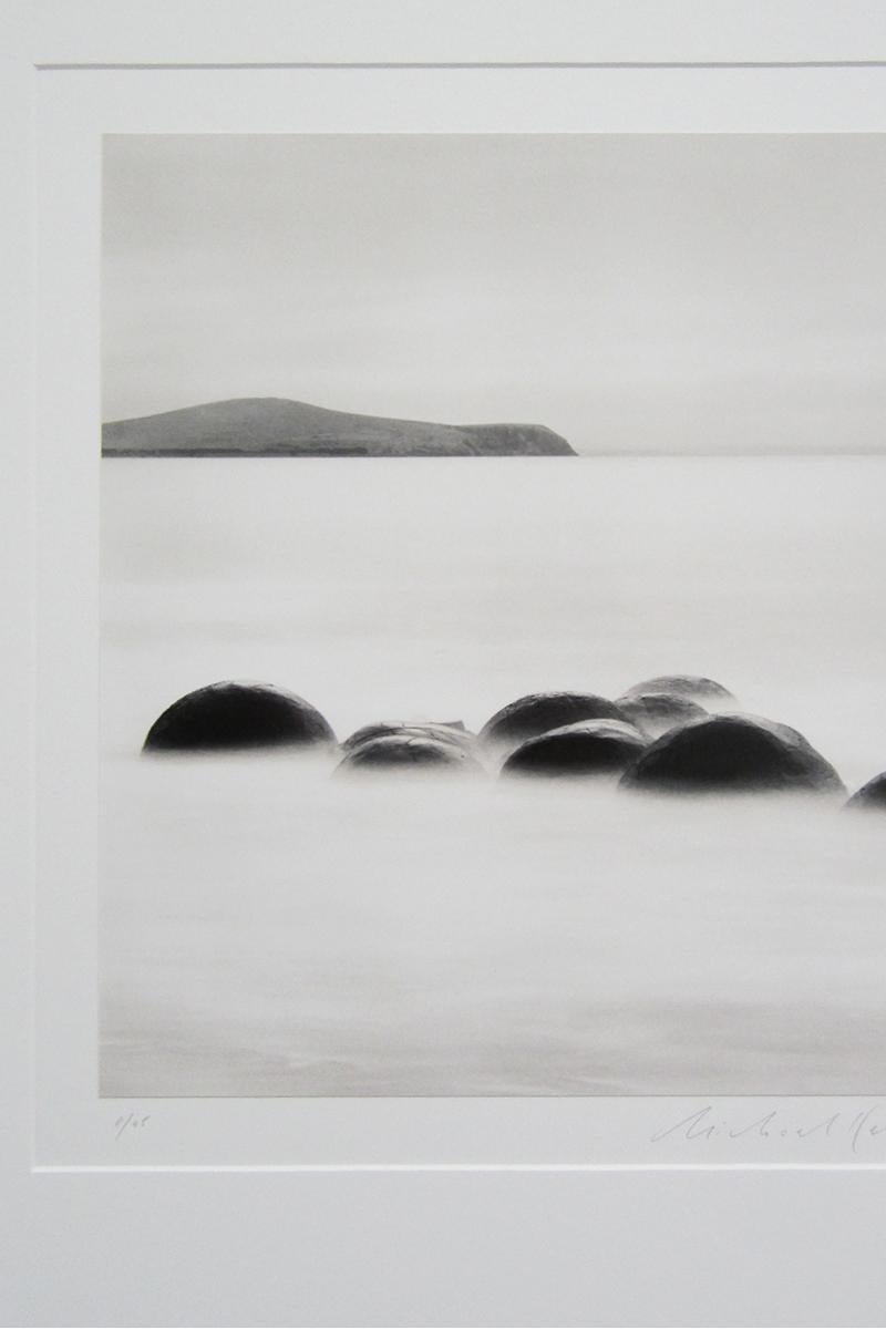 Nine Concretions, plage de Koekohe, Moeraki, Nouvelle-Zélande en vente 3