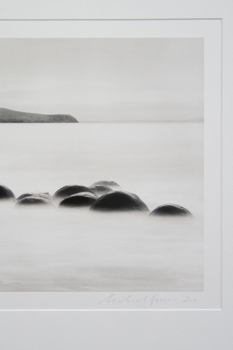 Nine Concretions, plage de Koekohe, Moeraki, Nouvelle-Zélande en vente 4