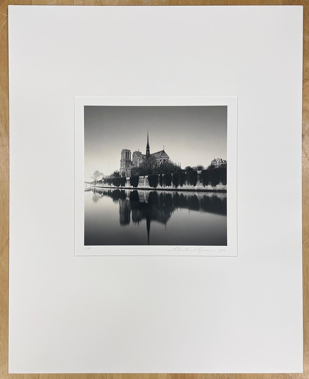 Notre Dame, Studie 3, Paris, Frankreich – Photograph von Michael Kenna
