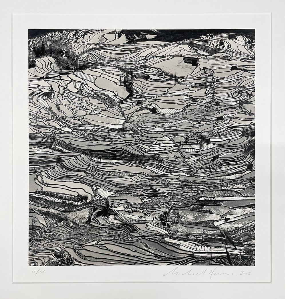 Yuanyang, Studio 5, Yunnan, Cina - Photograph Contemporaneo di Michael Kenna