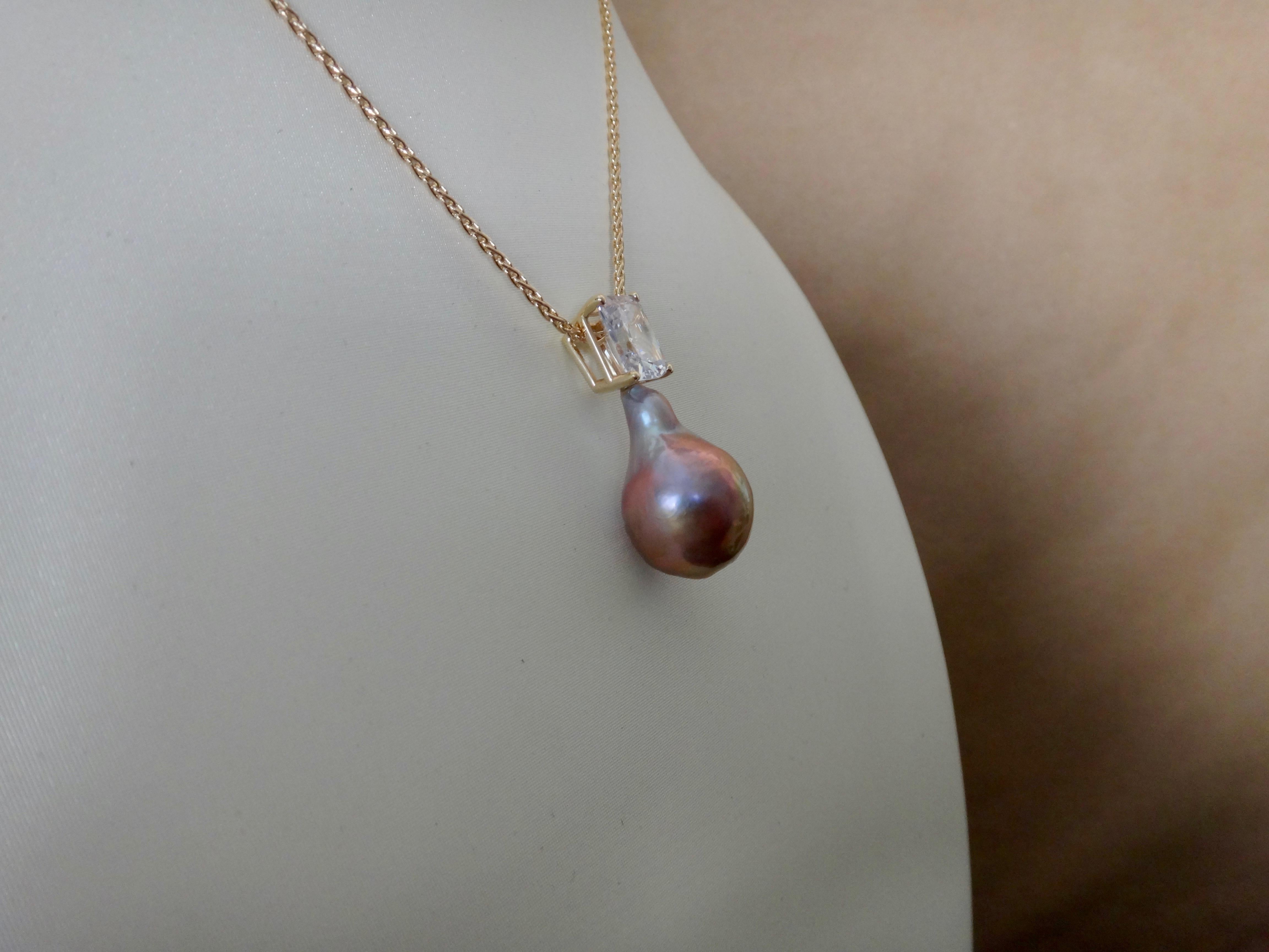 Michael Kneebone Baroque Kasumi Pearl White Sapphire Pendant In New Condition For Sale In Austin, TX