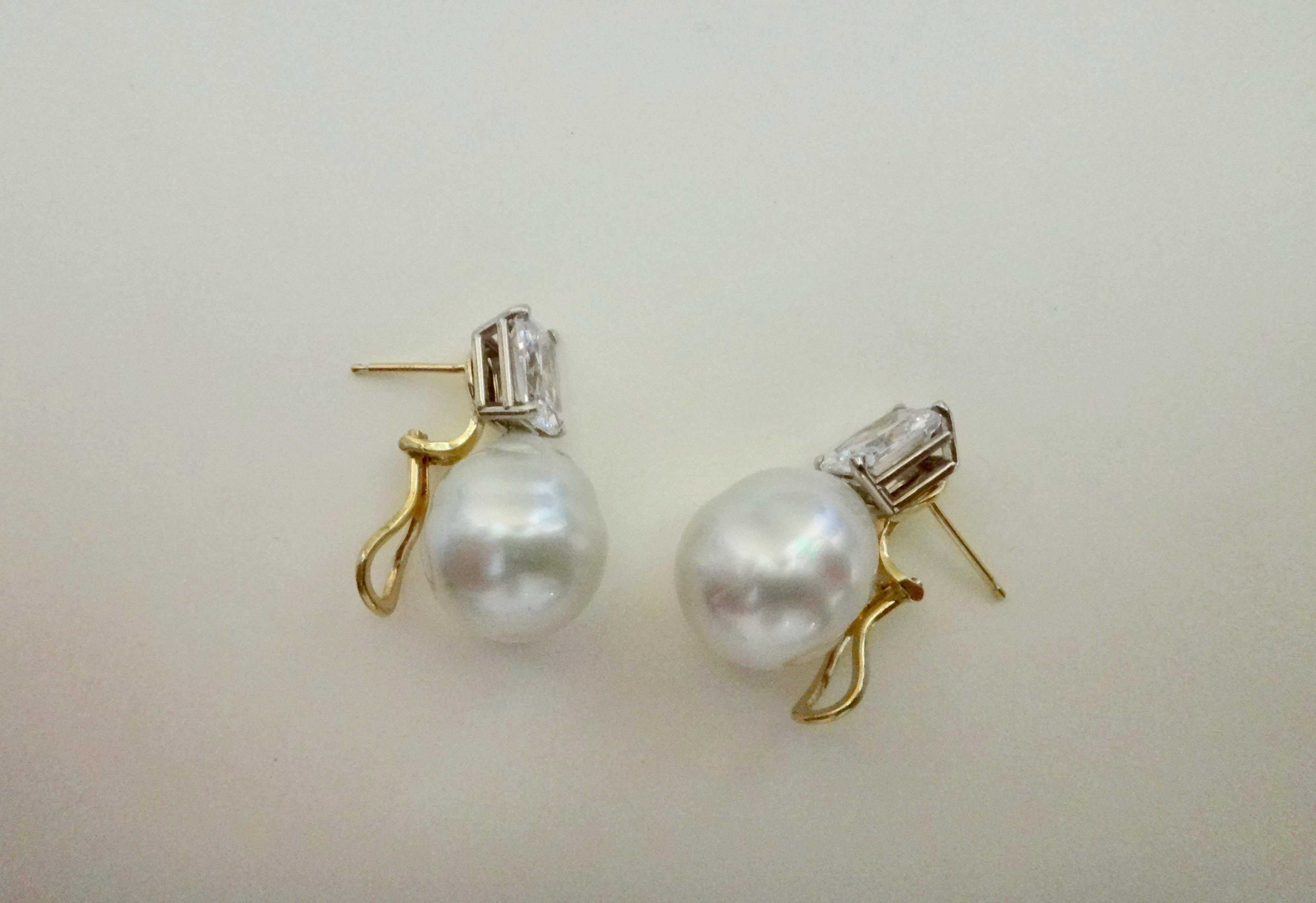 Michael Kneebone Baroque Paspaley South Seas Pearl White Sapphire Earrings In New Condition In Austin, TX
