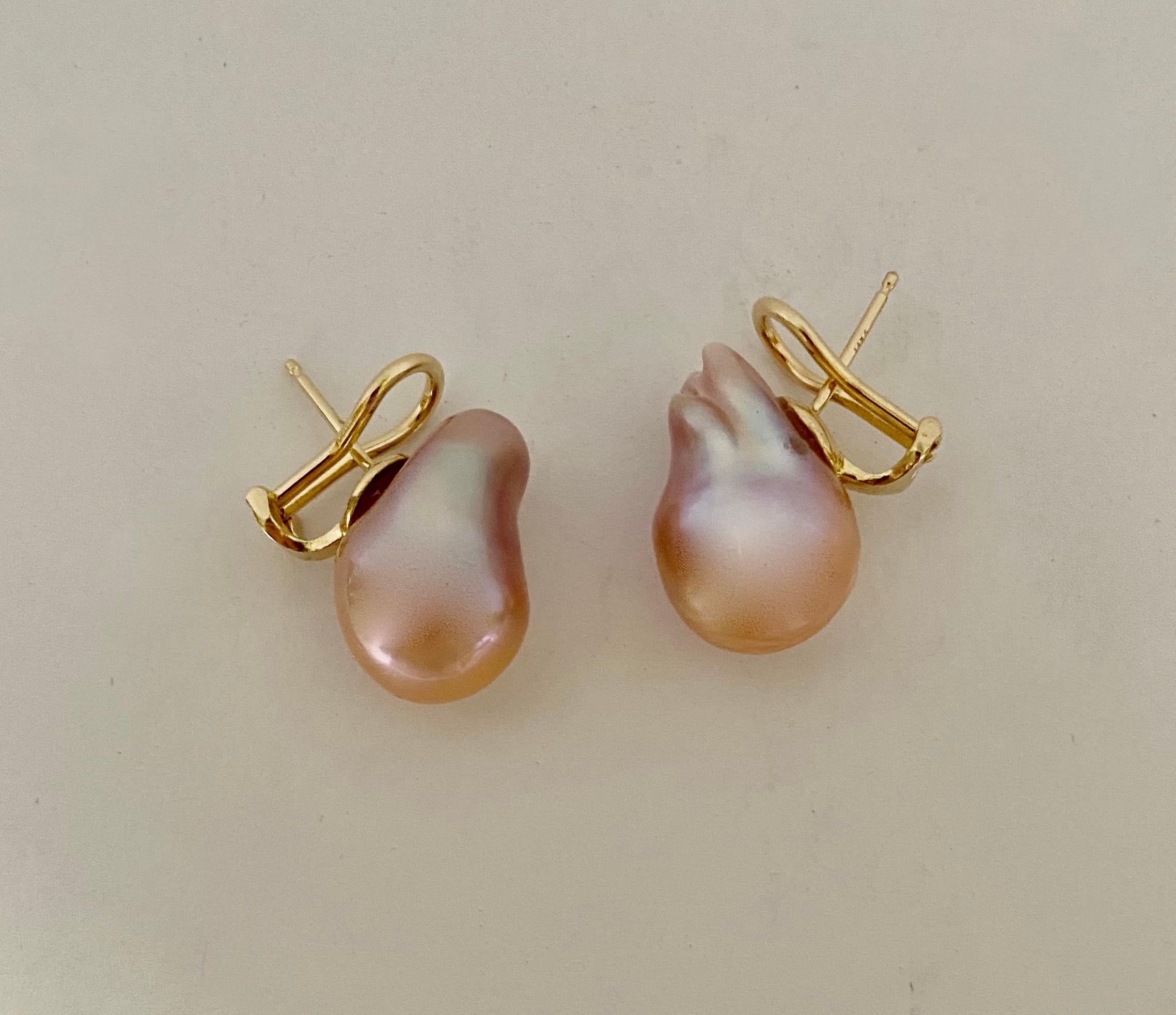Michael Kneebone Baroque Pink Pearl Stud Earrings For Sale 1