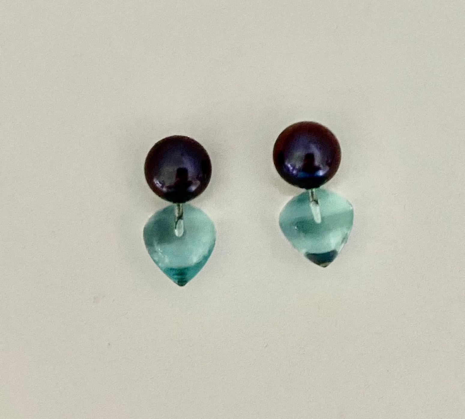 Michael Kneebone - Orecchini a goccia con perle nere e topazio azzurro In condizioni Nuovo in vendita a Austin, TX