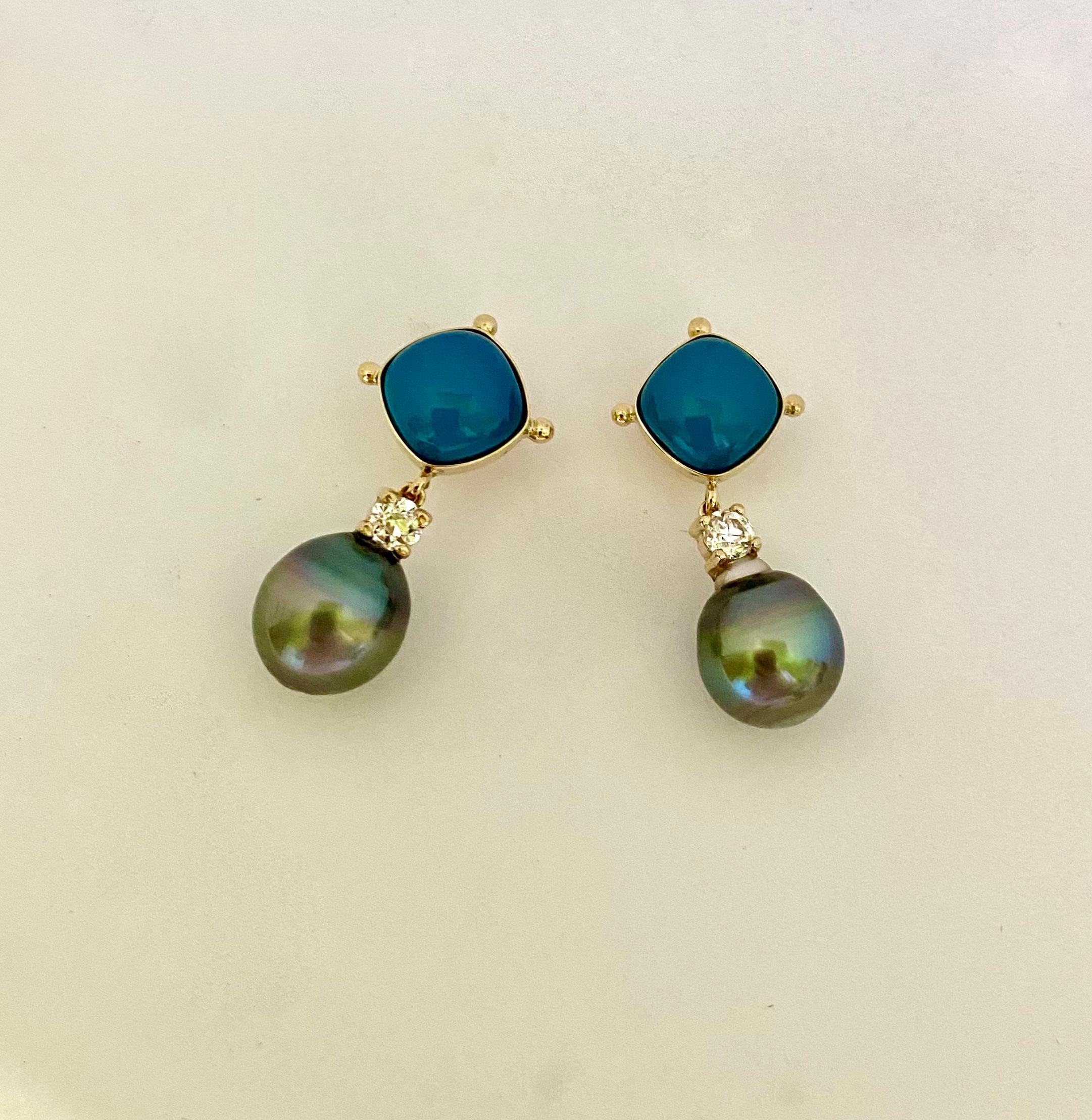 Contemporain Michael Kneebone Boucles d'oreilles pendantes en calcédoine bleue, diamants et perles de Tahiti en vente
