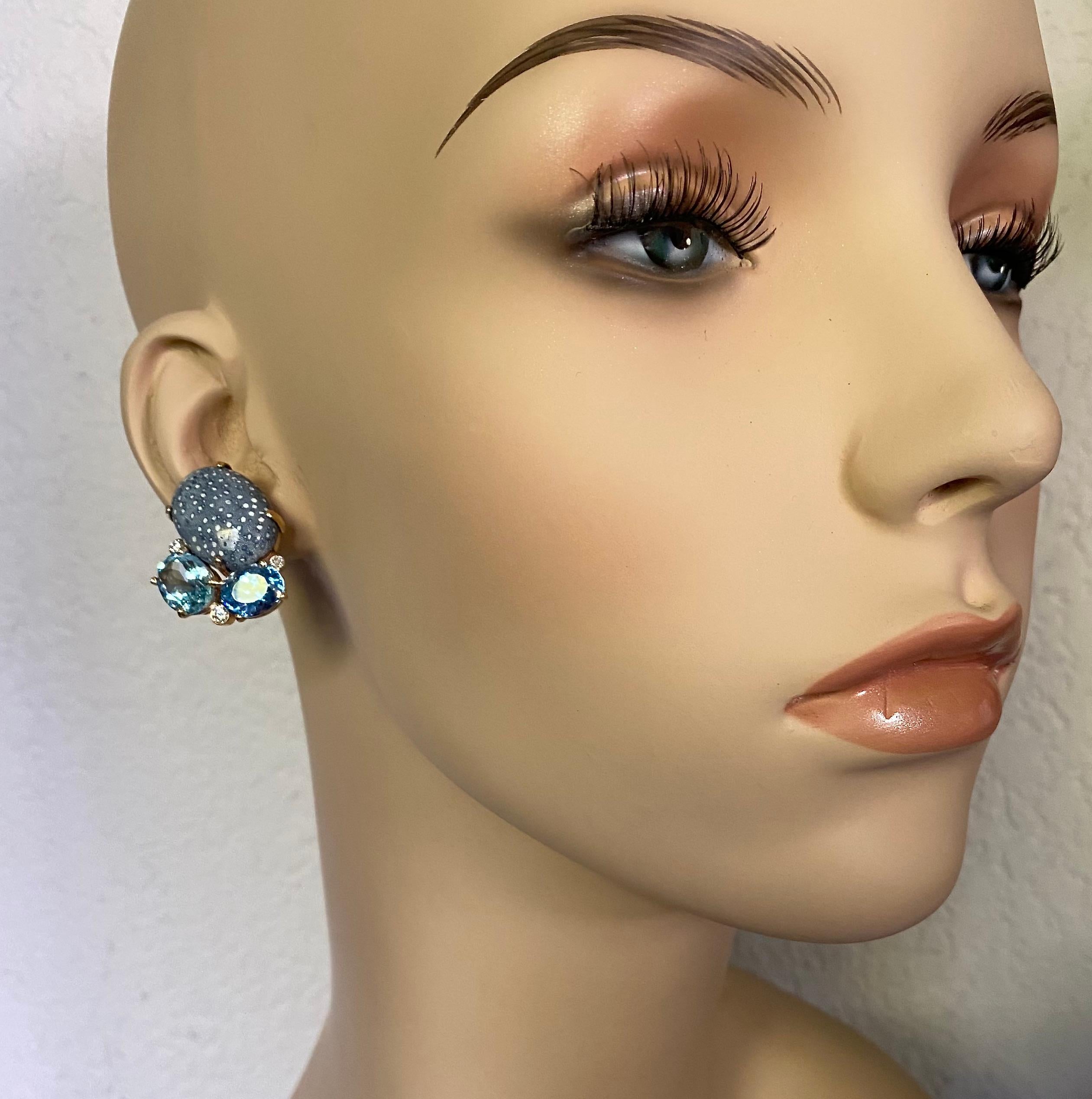 Michael Kneebone Pendientes Racimo Coral Esponja Azul Topacio Azul Diamante en venta 3
