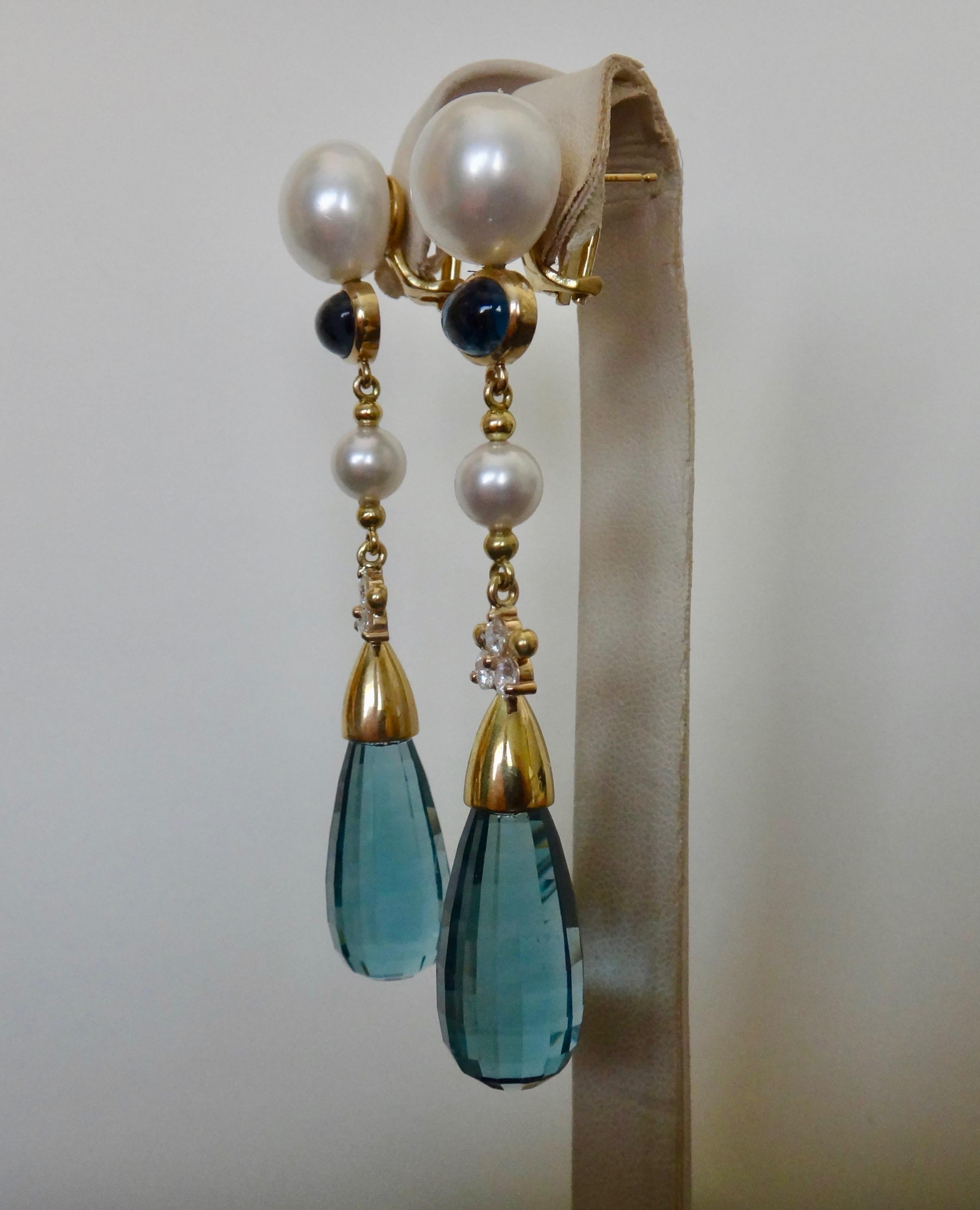 Taille mixte Michael Kneebone Pendants d'oreilles en topaze bleue, perle briolette et diamant en vente