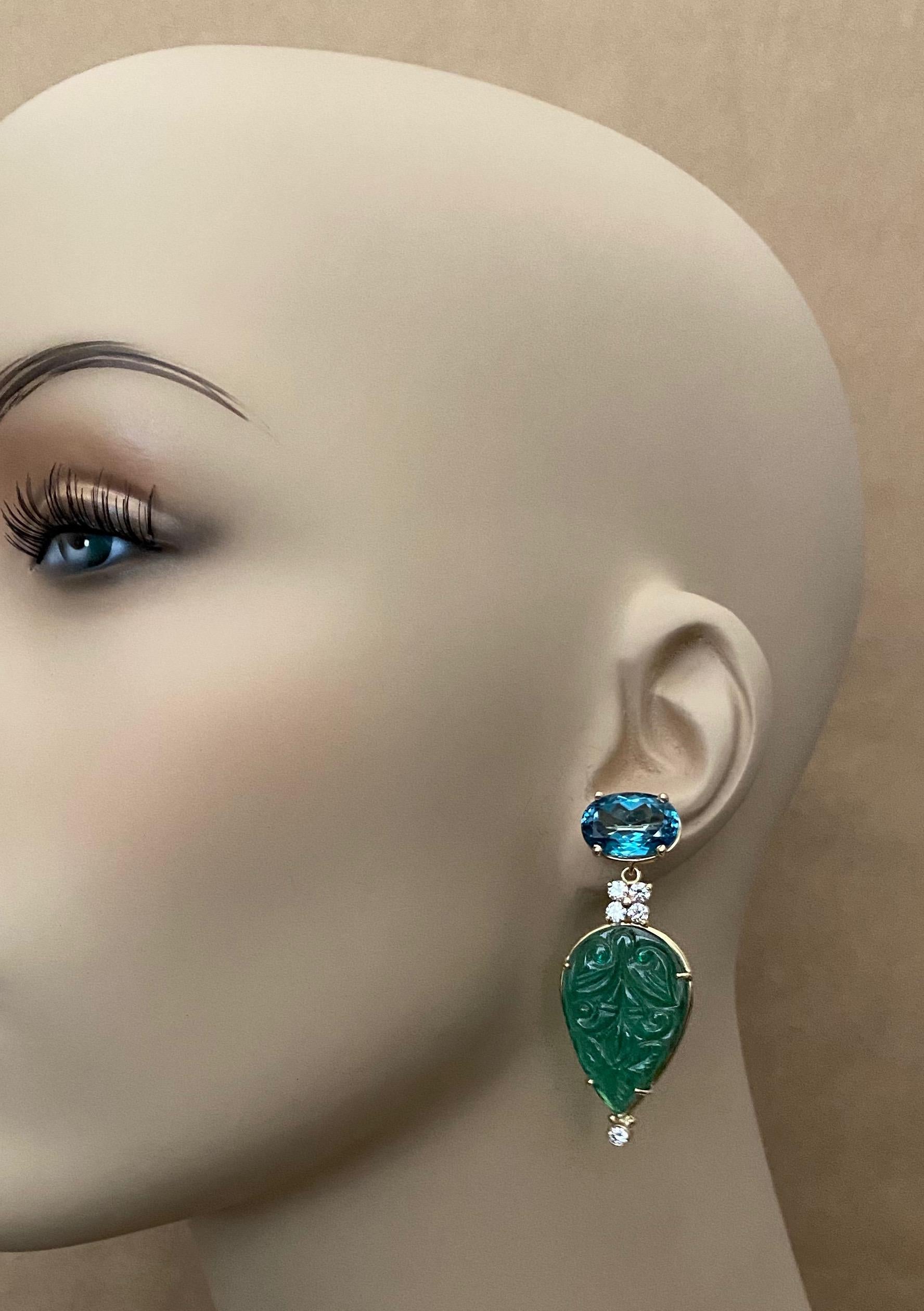 Michael Kneebone Boucles d'oreilles pendantes en topaze bleue, diamant et quartz vert sculpté en vente 5