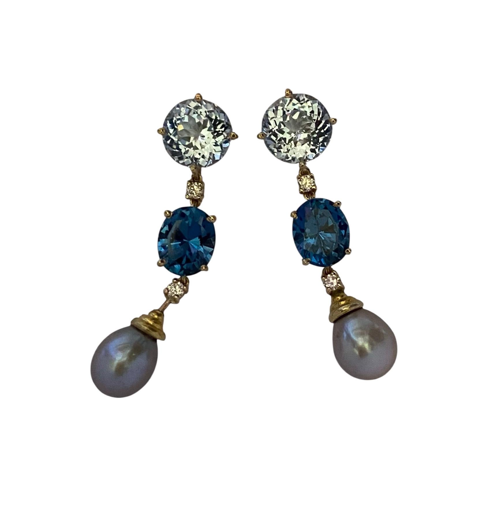 Contemporain Michael Kneebone - Boucles d'oreilles pendantes en topaze bleue, diamant et perle en vente