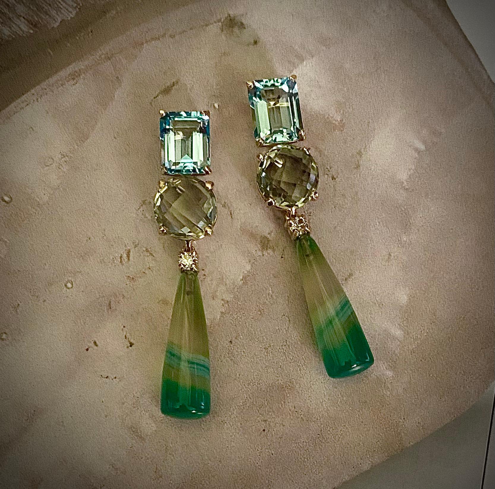 Contemporain Michael Kneebone Pendants d'oreilles en agate avec topaze bleue, quartz vert et diamants en vente