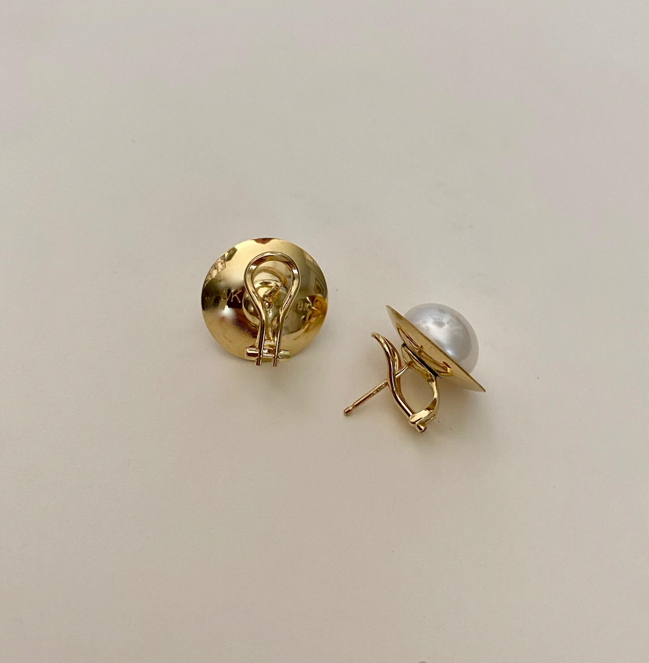 Michael Kneebone Button Pearl 18 Karat Yellow Gold Button Earrings 3