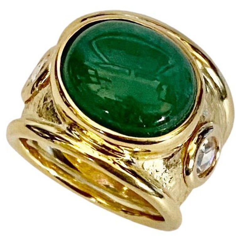 Michael Kneebone Cabochon Emerald Rose Cut Diamond 18k Gold Bombe Ring For Sale