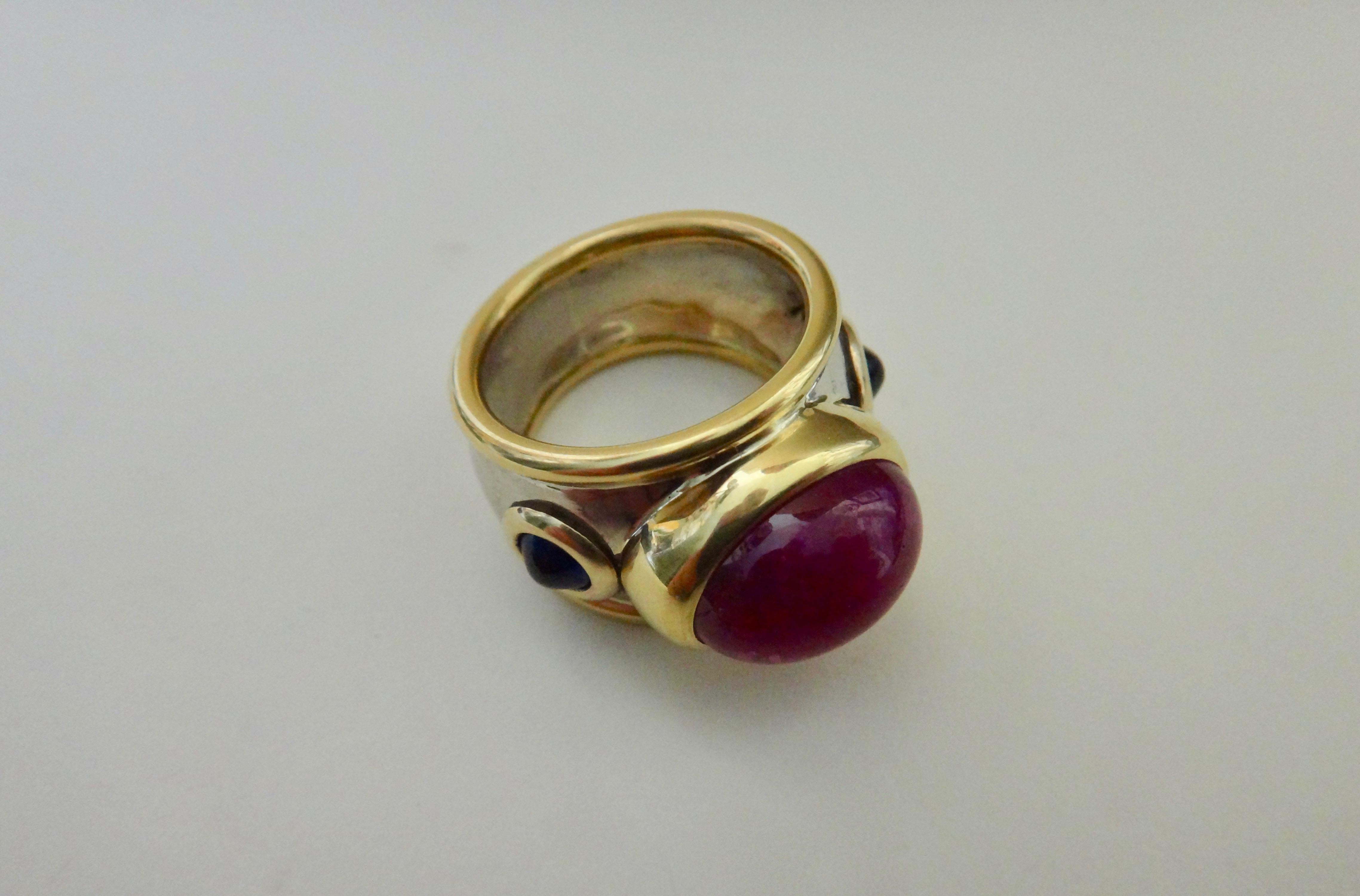 Michael Kneebone Cabochon Ruby Blue Sapphire Two-Tone Bombe Ring 4