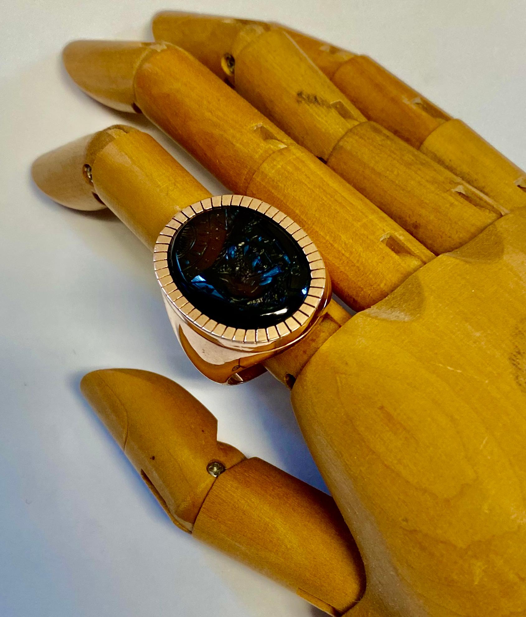 Michael Kneebone Carved Agate Intaglio Rose Gold Gypsy Ring For Sale 3
