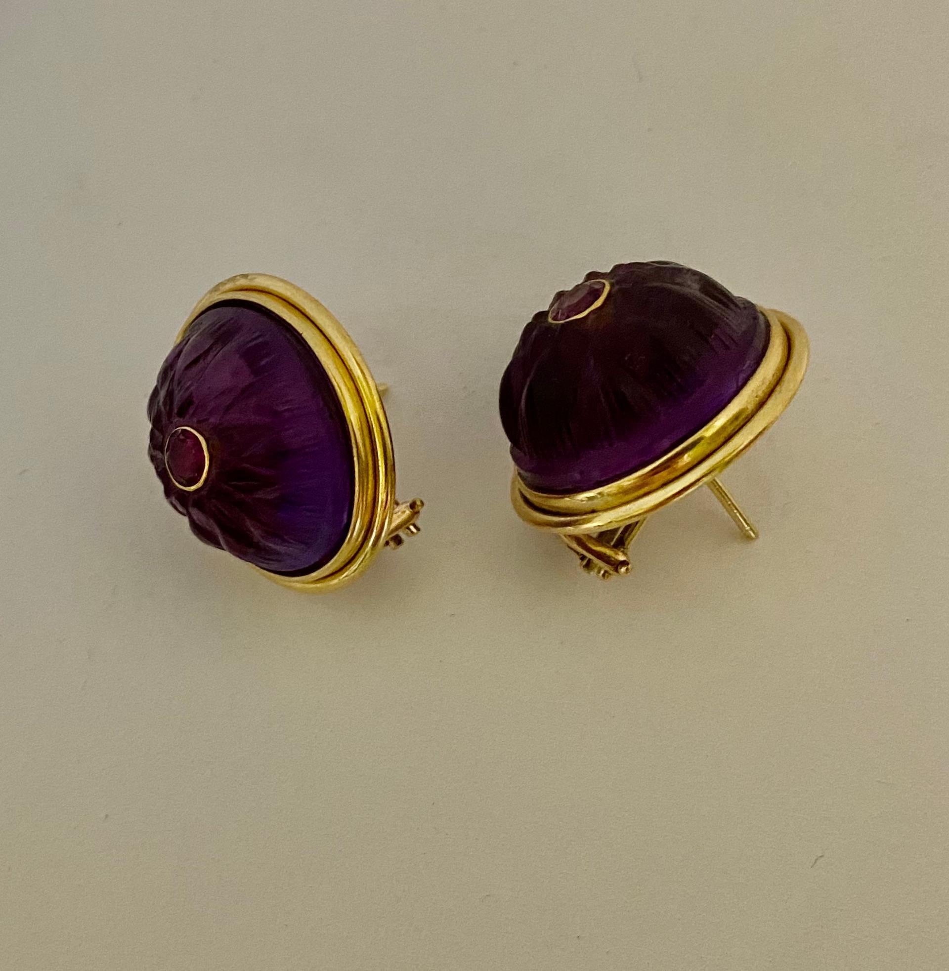 Michael Kneebone Carved Amethyst Rhodolite Garnet Button Earrings For Sale 2