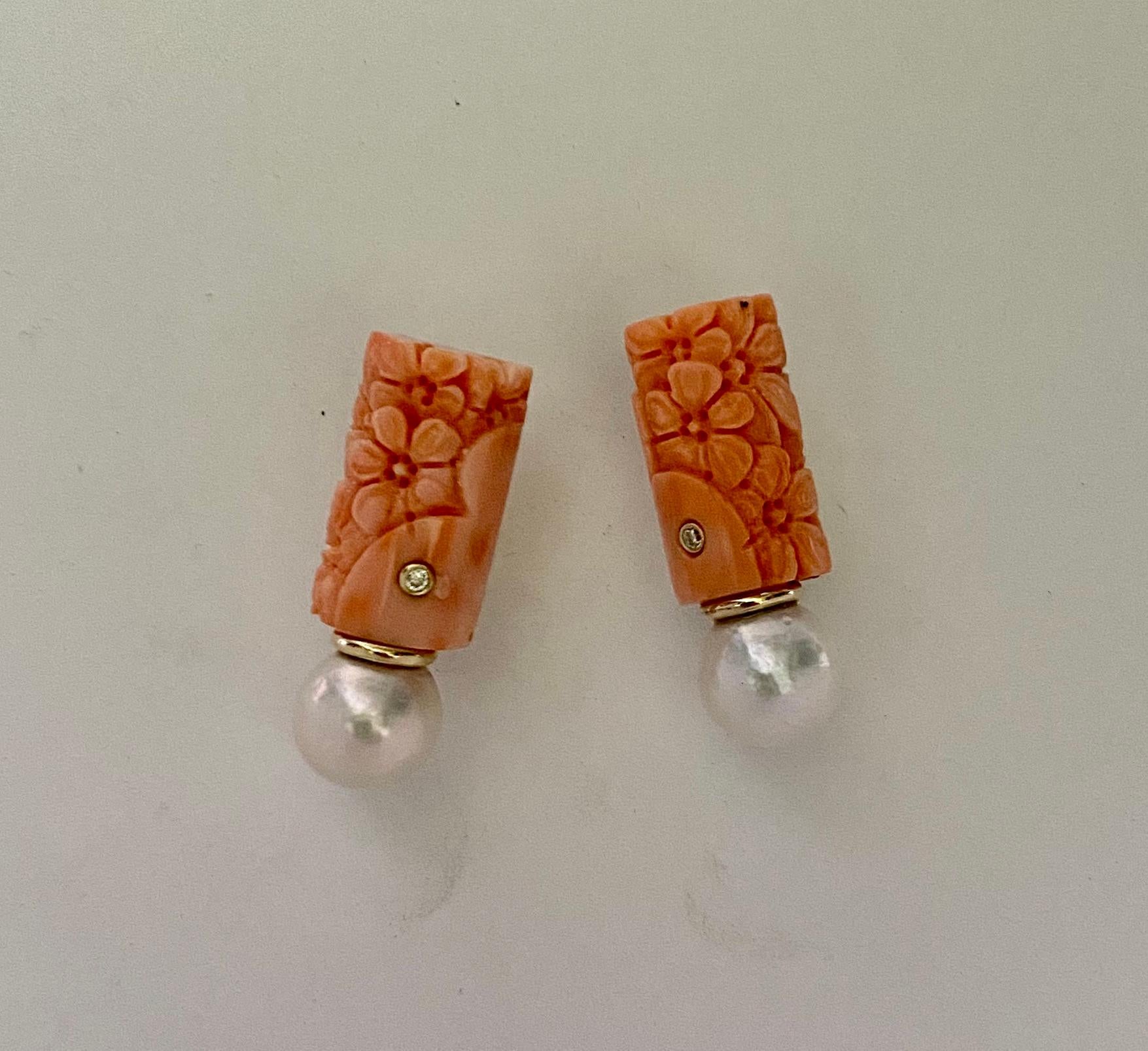 Michael Kneebone Carved Coral South Seas Pearl Diamond Brooch and Earring Suite In New Condition For Sale In Austin, TX