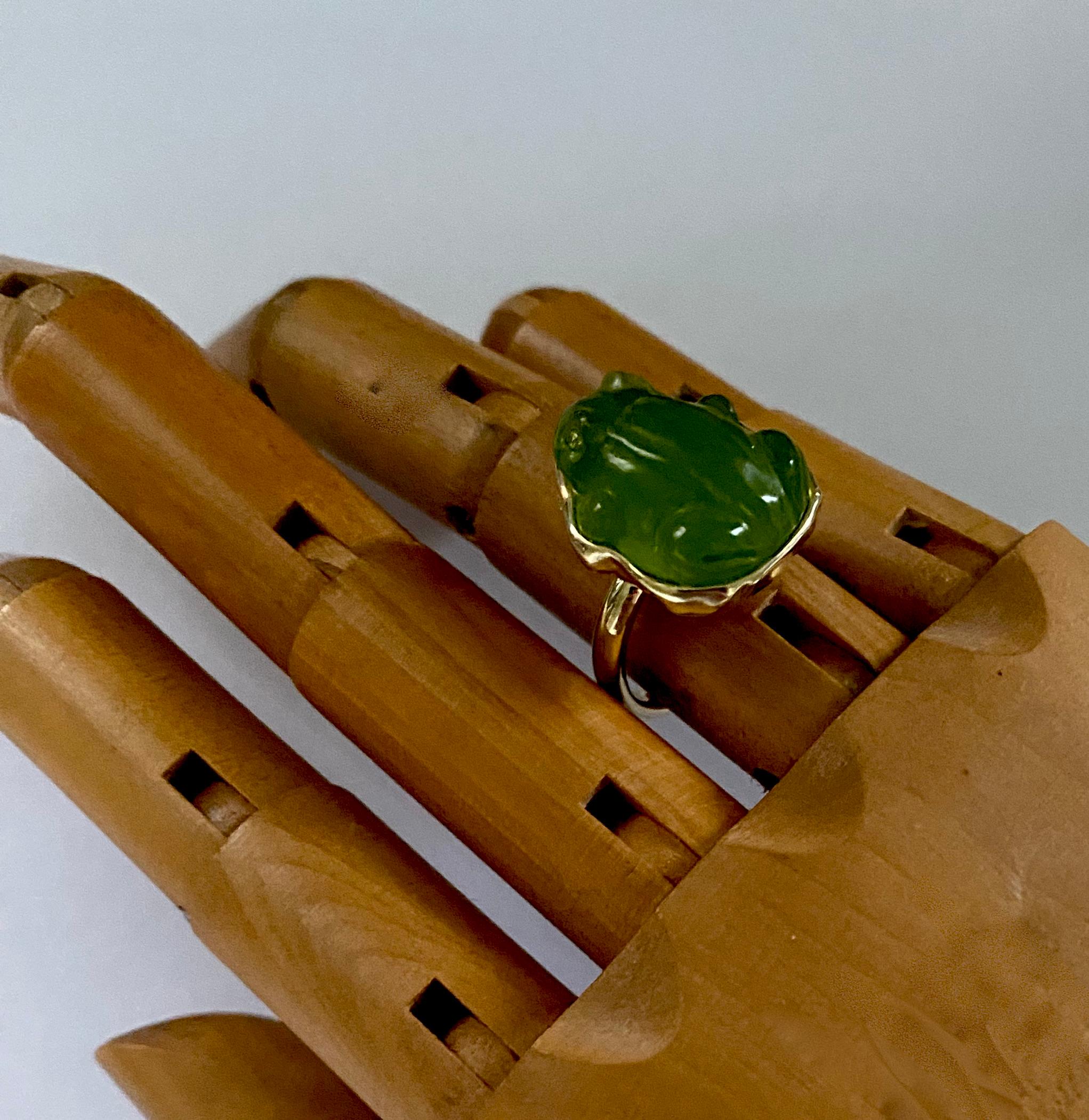 Michael Kneebone Carved Green Chalcedony Diamond Frog Ring For Sale 1