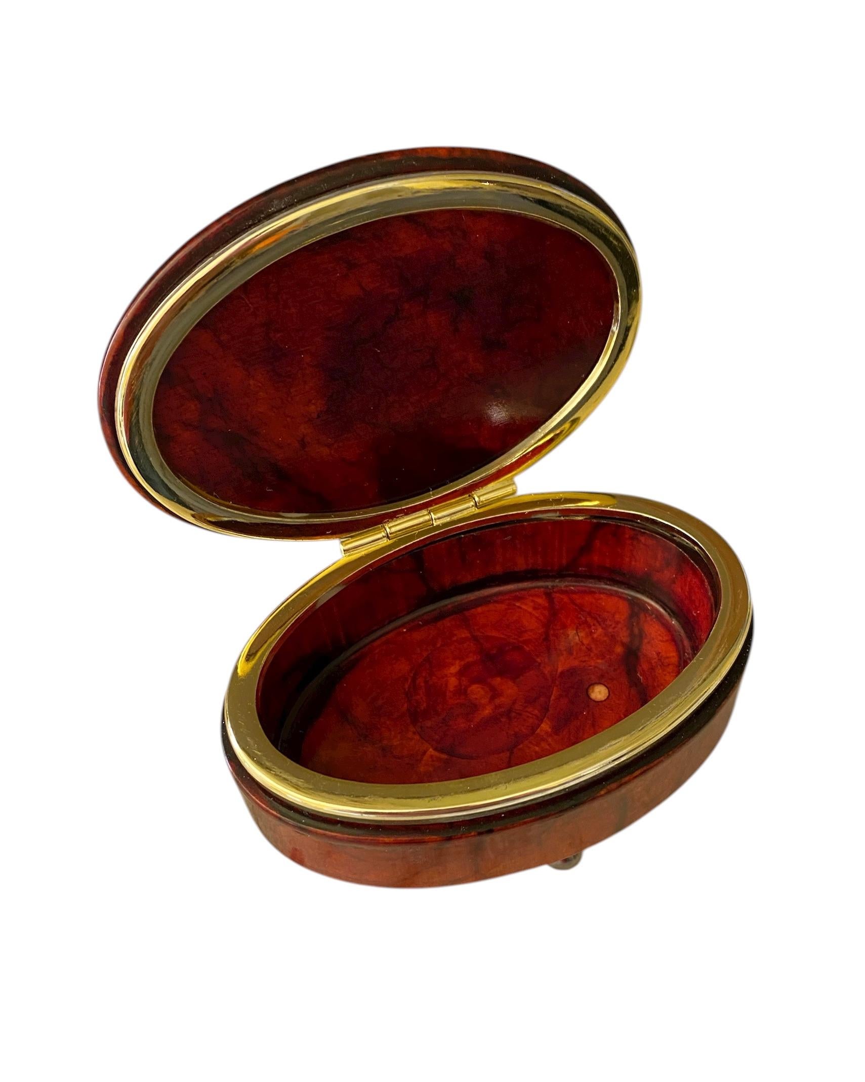 Michael Kneebone Bague obsidienne diamant calcédoine perle laiton doré en vente 1