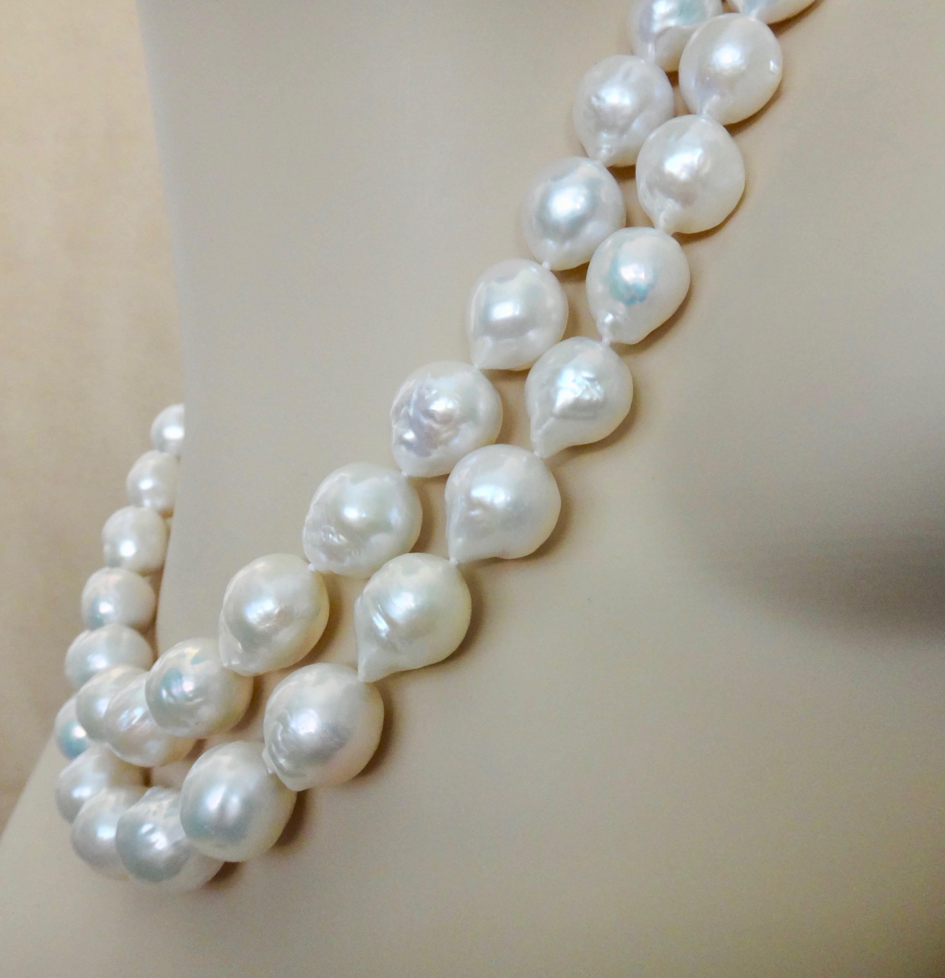 Michael Kneebone Doppelreihige weiße Kasumi-Perlenkette im Zustand „Neu“ im Angebot in Austin, TX