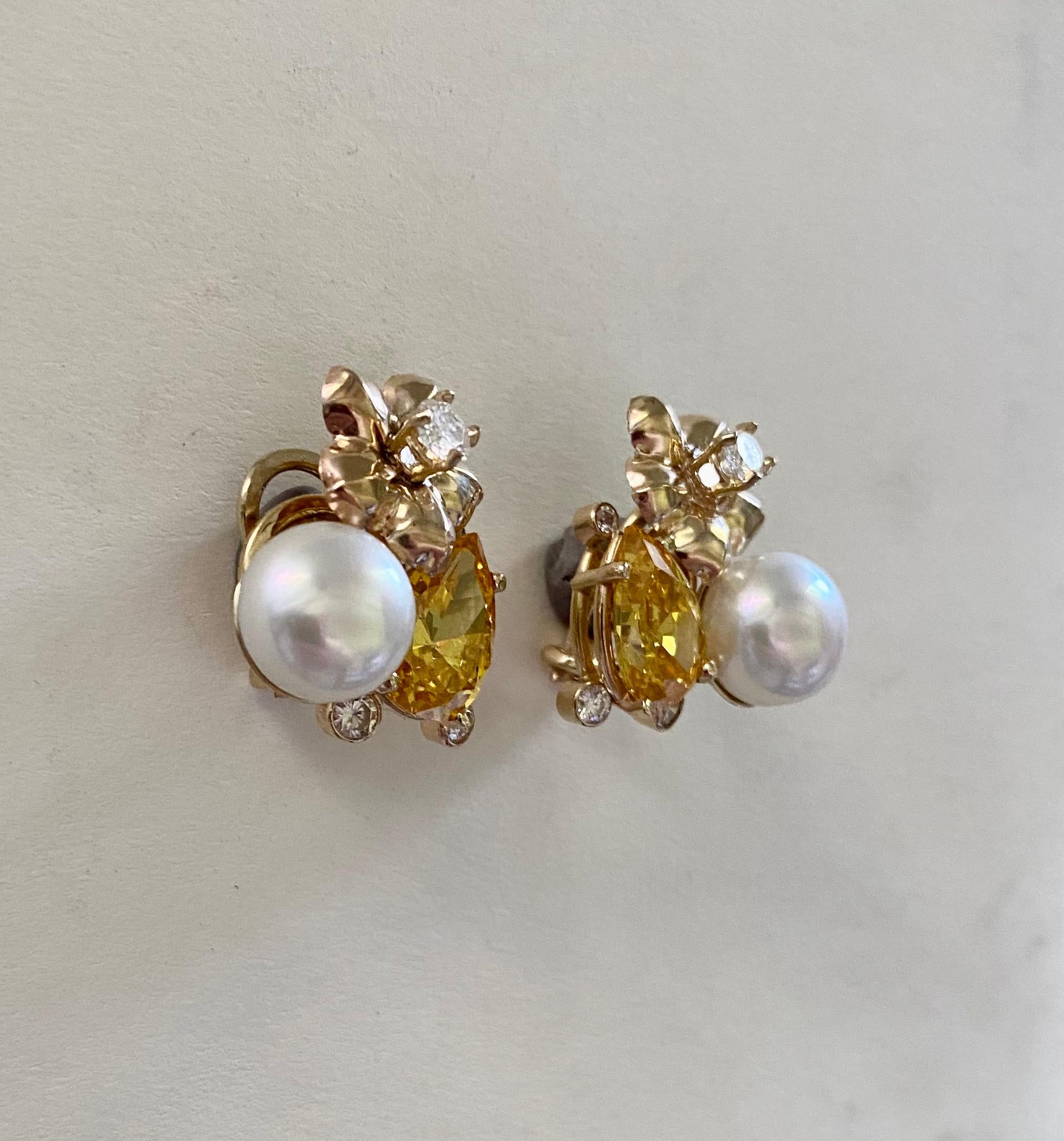 Mixed Cut Michael Kneebone Golden Beryl Pearl Diamond Flower Cluster earrings For Sale