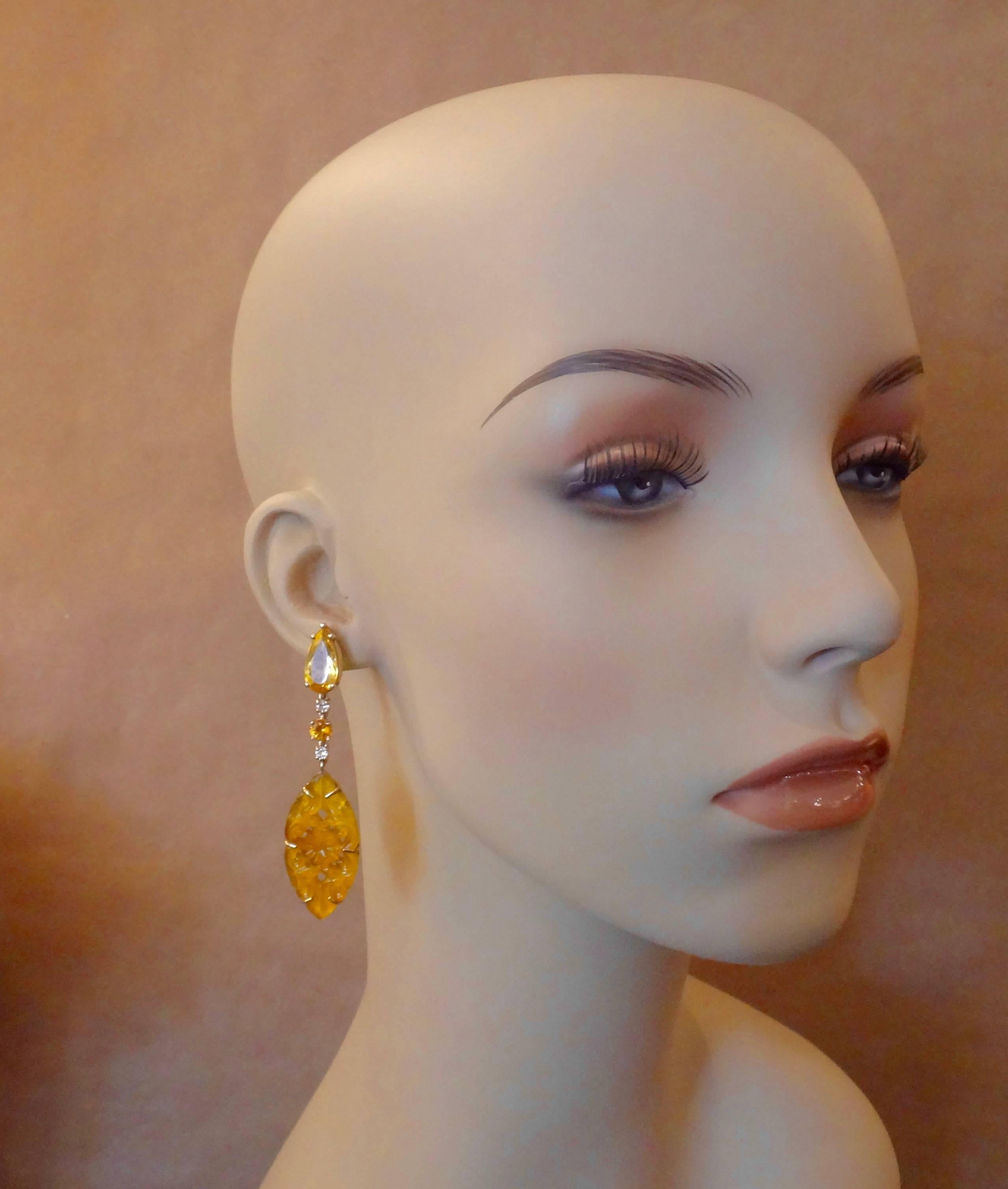 Contemporary Michael Kneebone Golden Beryl Yellow Sapphire Yellow Onyx Gold Dangle Earrings For Sale