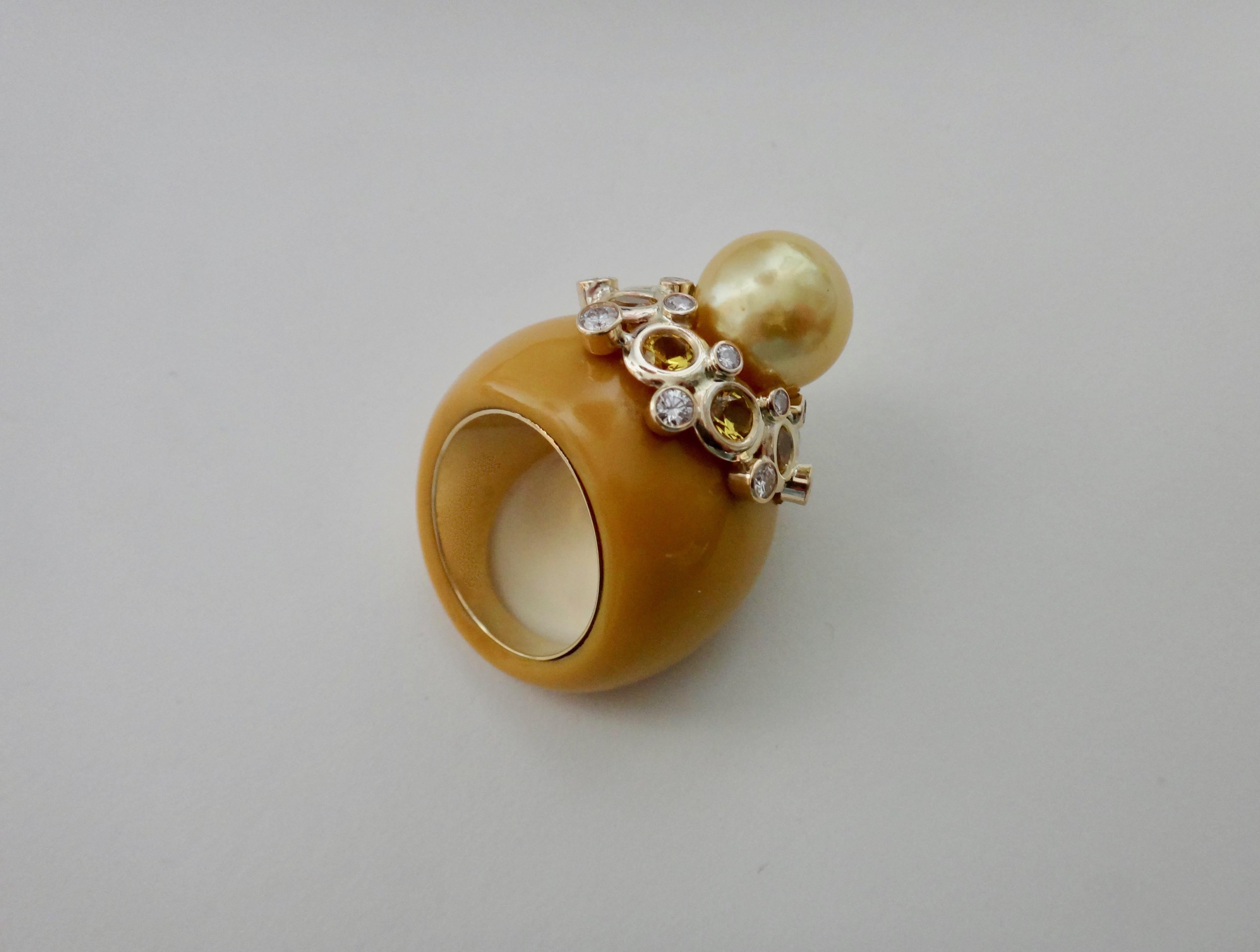 Michael Kneebone Golden South Seas Pearl Sapphire Diamond Bakelite Cocktail Ring For Sale 3