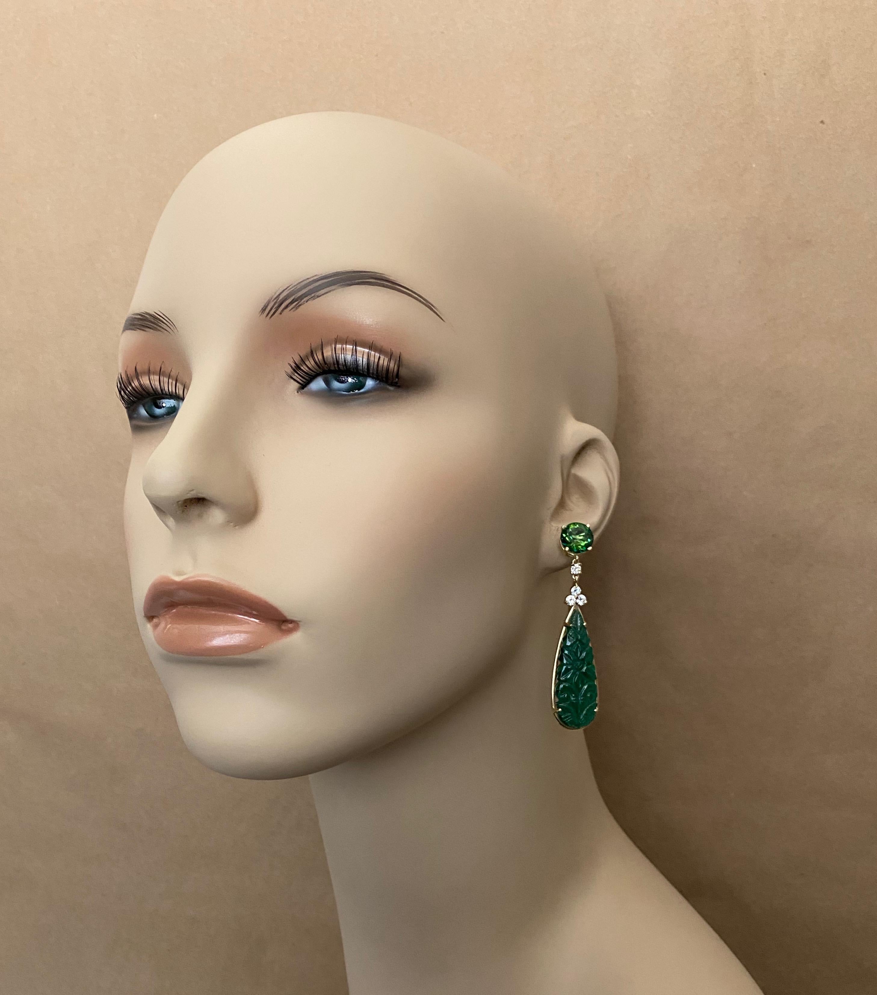 Taille mixte Michael Kneebone Boucles d'oreilles pendantes en topaze verte, diamant et onyx vert en vente