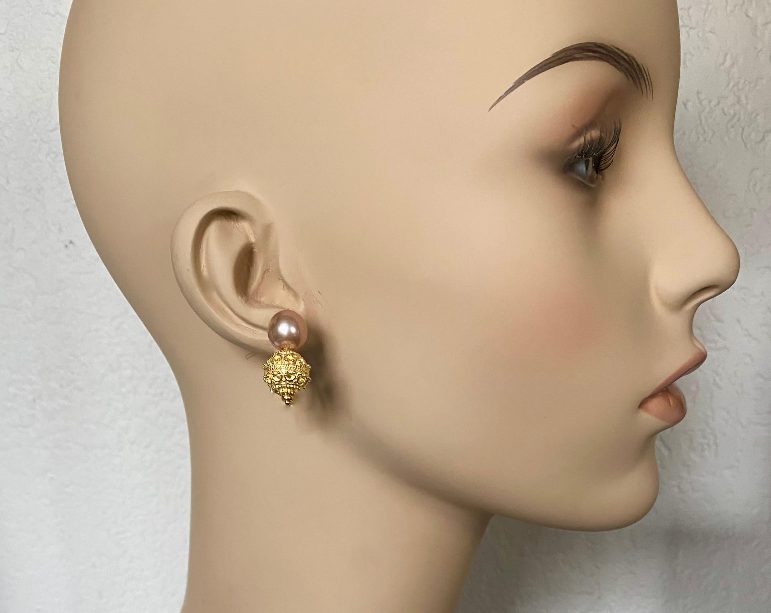 Michael Kneebone Kasumi Pearl Granulated Bead Necklace Earring Suite In New Condition For Sale In Austin, TX